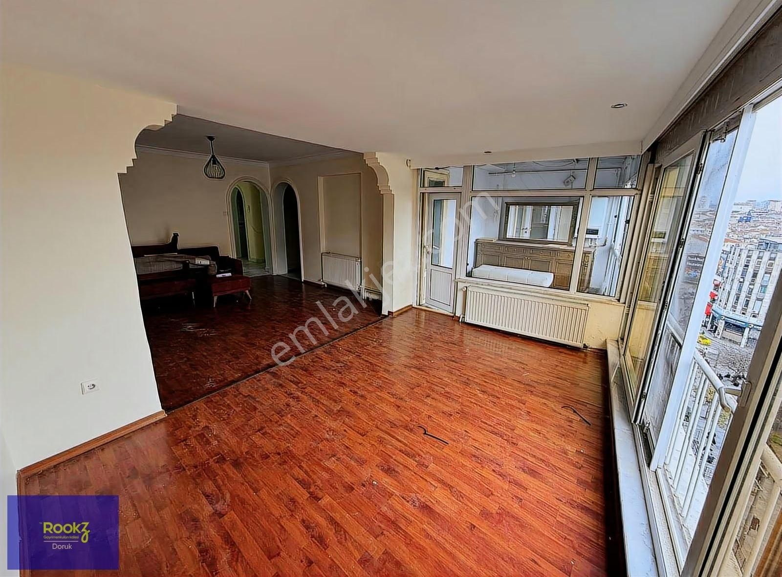 Rookzdoruk Kadıköy'ün Kalbinde Teraslı Deniz Stad Manzaralı 2+1 - Görsel 26