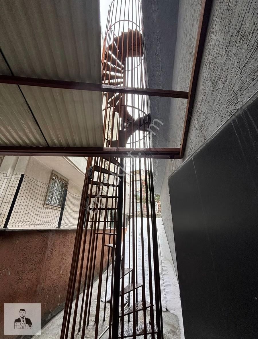 *resa Pro*venezia Yakın 3.300m² Dükkan/depo/antrepo Kiralık Bina - Görsel 10
