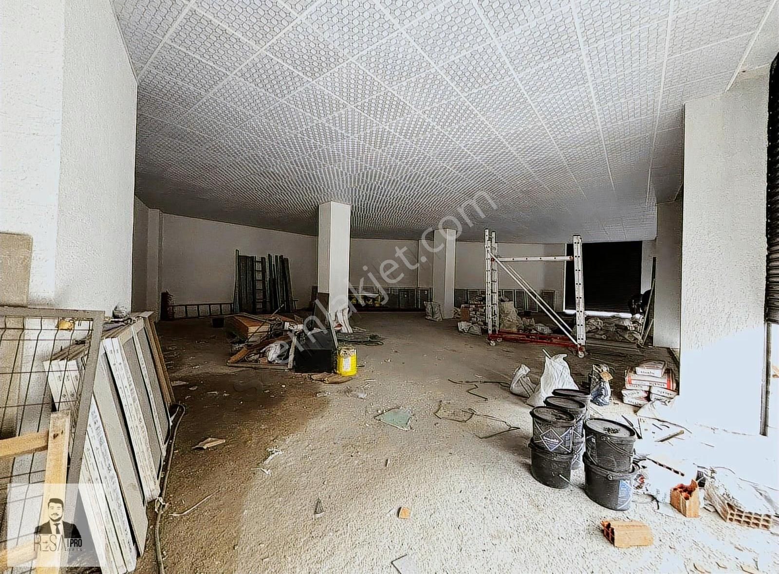*resa Pro*venezia Yakın 3.300m² Dükkan/depo/antrepo Kiralık Bina - Görsel 26