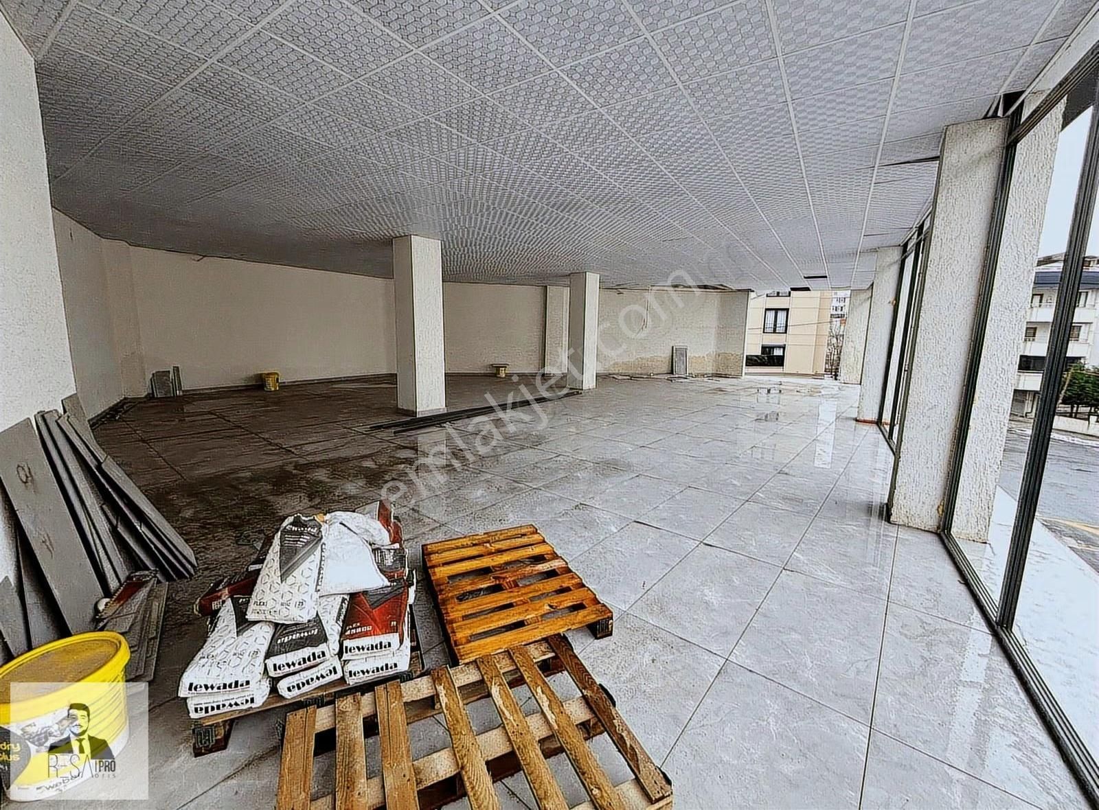 *resa Pro*venezia Yakın 3.300m² Dükkan/depo/antrepo Kiralık Bina - Görsel 20