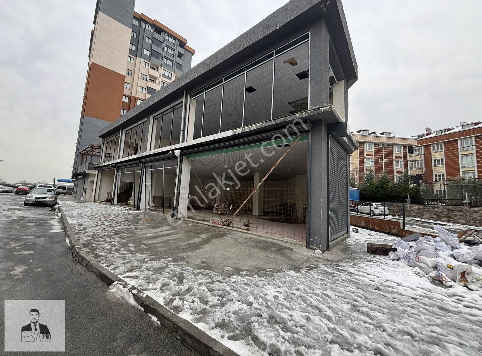 *resa Pro*venezia Yakın 3.300m² Dükkan/depo/antrepo Kiralık Bina - Görsel 17