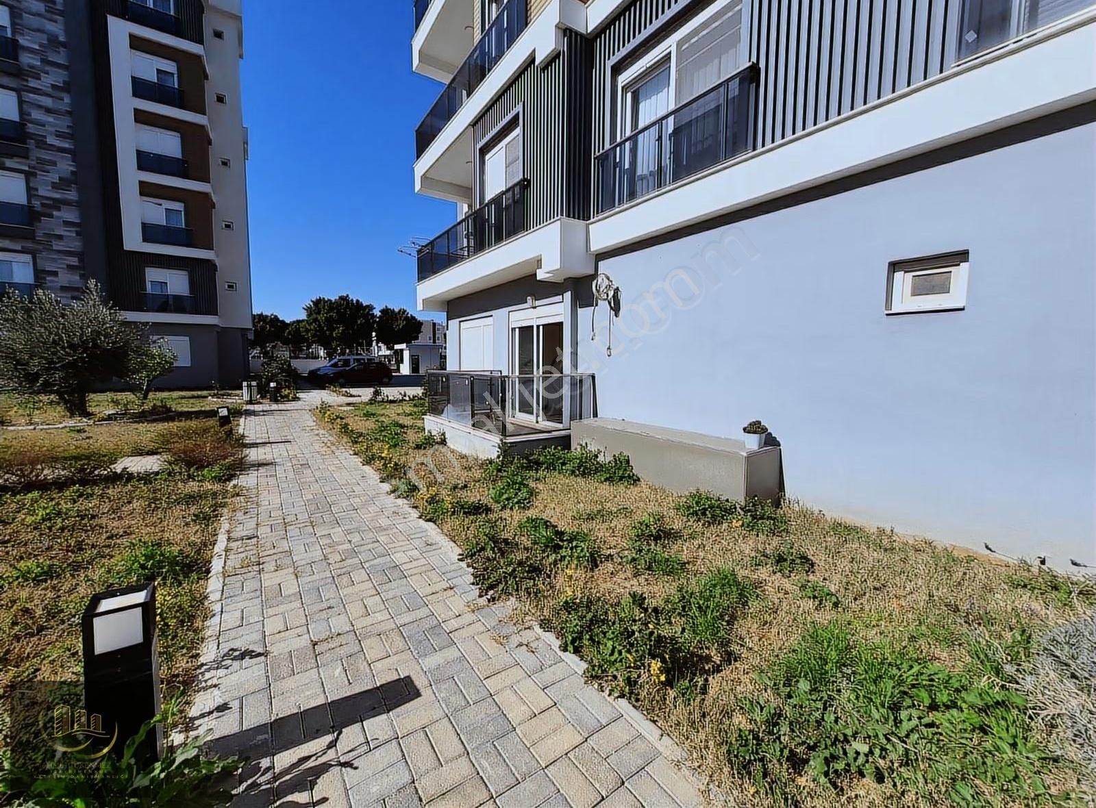 Hüsnü Karakaş Mah. Site İçınde Kiralık 1+1 Yüksek Giriş - Görsel 6
