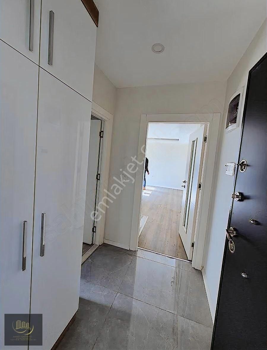 Hüsnü Karakaş Mah. Site İçınde Kiralık 1+1 Yüksek Giriş - Görsel 9