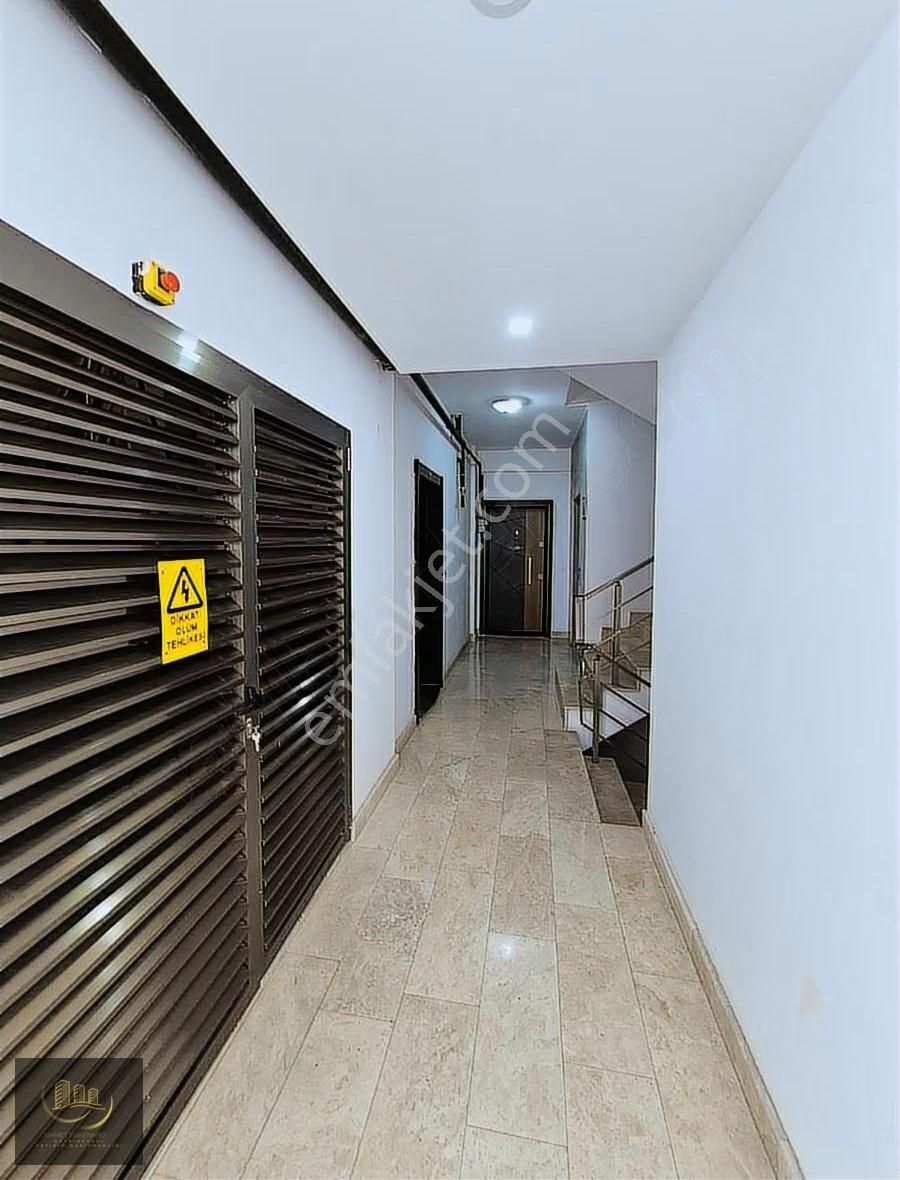 Hüsnü Karakaş Mah. Site İçınde Kiralık 1+1 Yüksek Giriş - Görsel 10