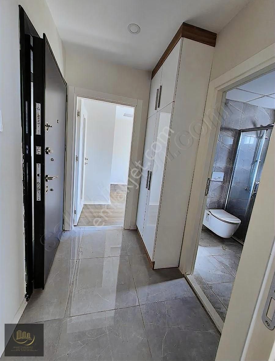 Hüsnü Karakaş Mah. Site İçınde Kiralık 1+1 Yüksek Giriş - Görsel 24