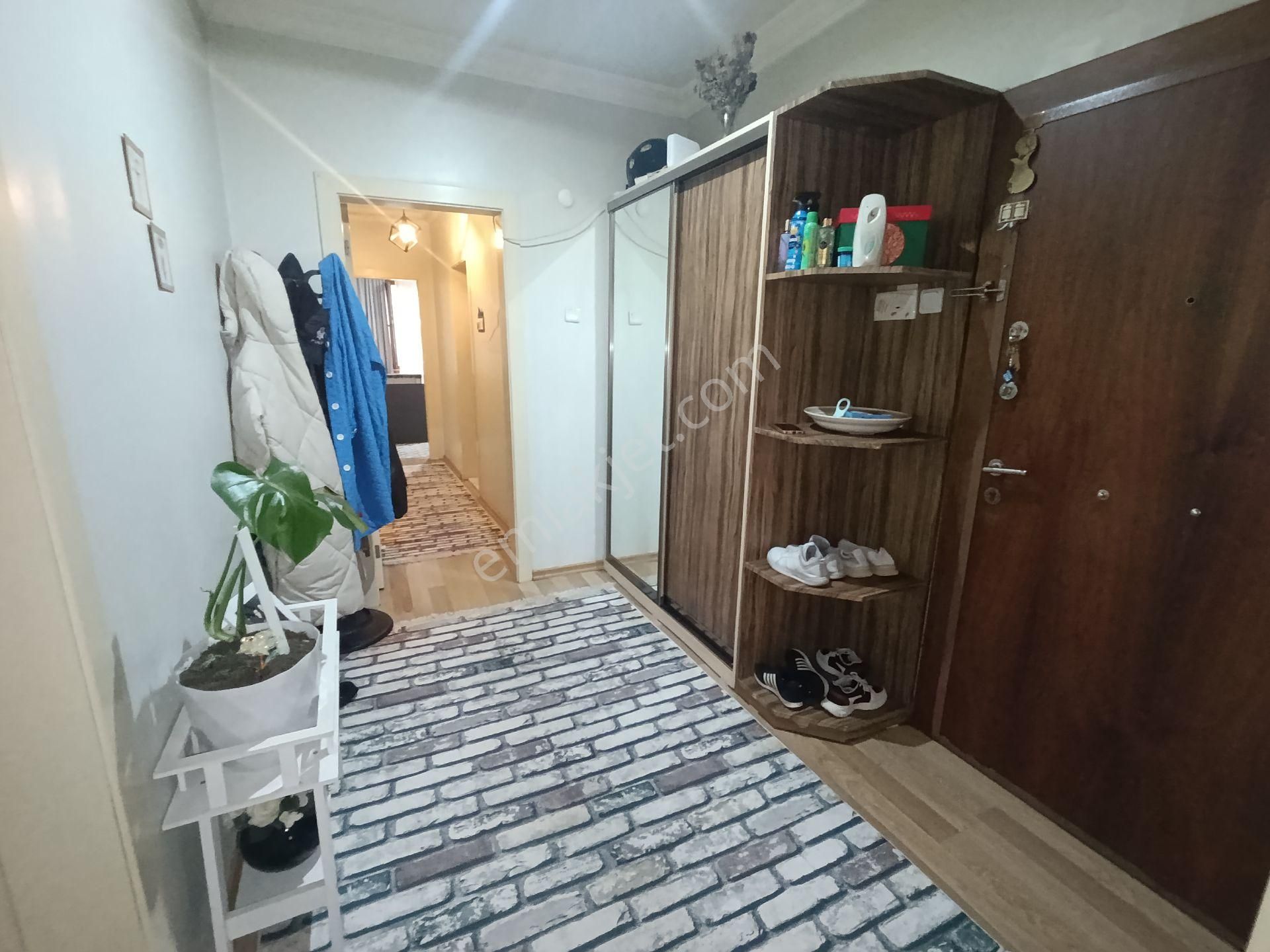 Pendik Güzelyalı Da Acil Satılık Merkezi E-5 Yakın 3+1 135 M2 Masrafsız Daire - Görsel 22