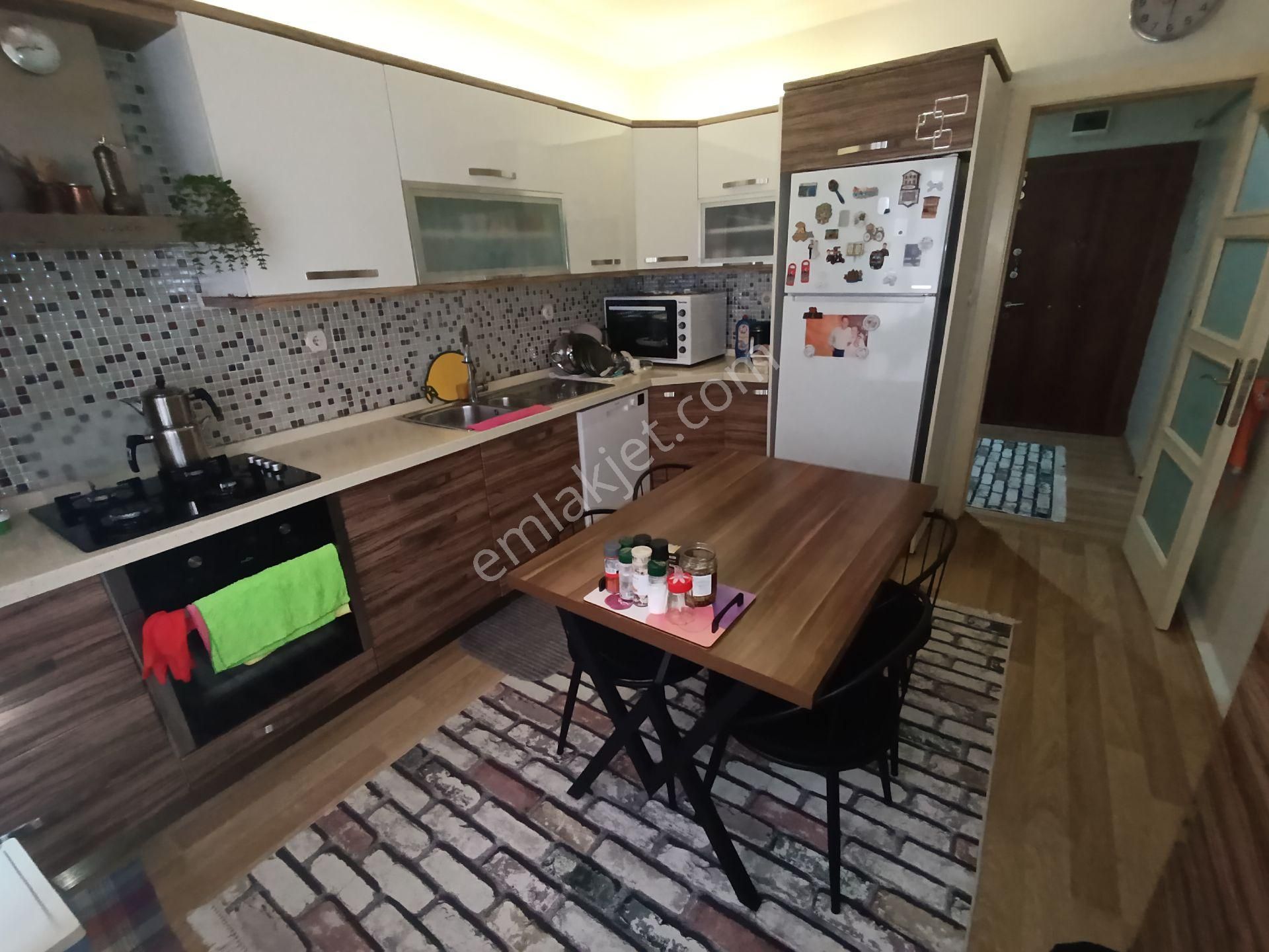 Pendik Güzelyalı Da Acil Satılık Merkezi E-5 Yakın 3+1 135 M2 Masrafsız Daire - Görsel 24