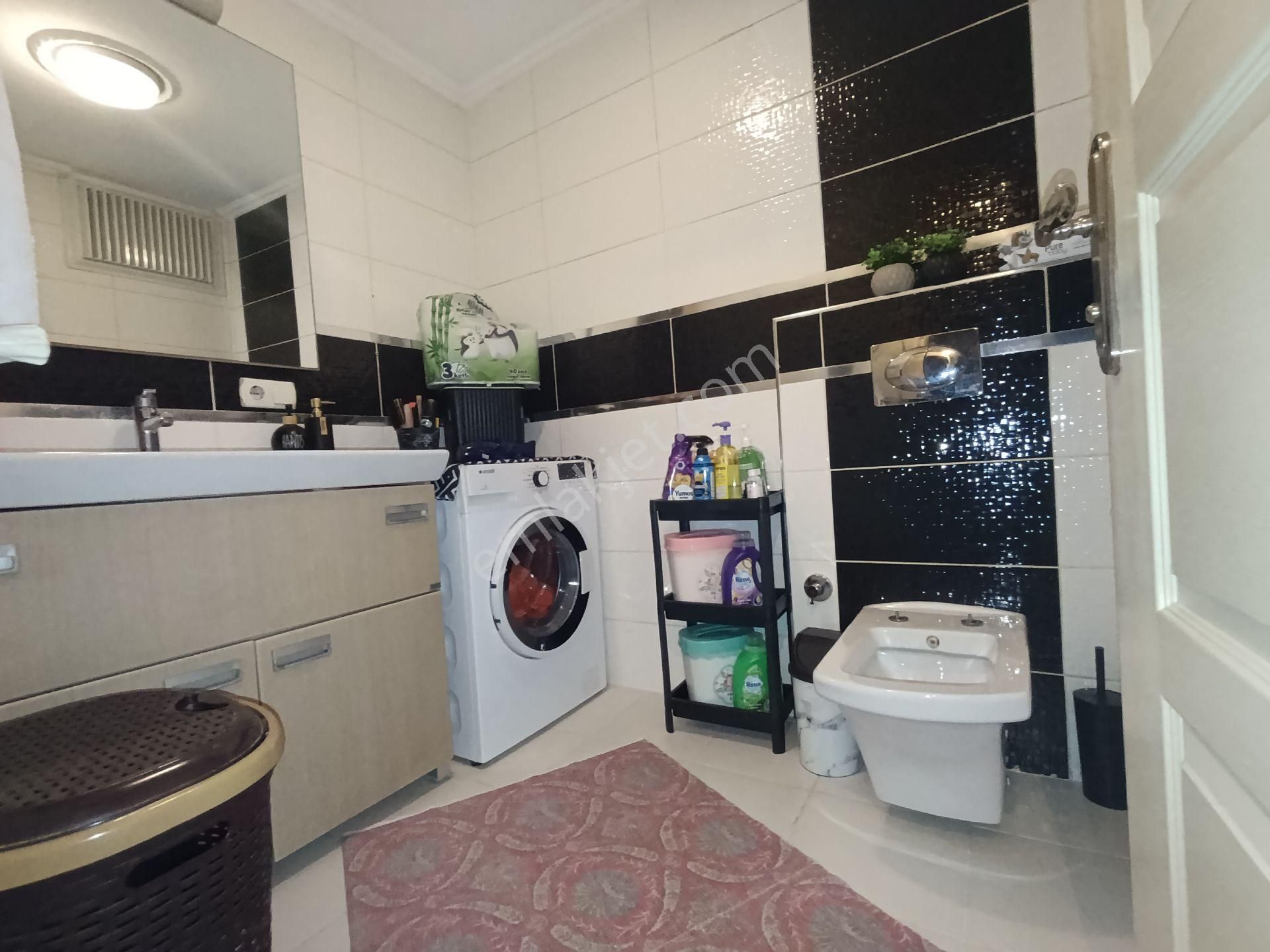 Pendik Güzelyalı Da Acil Satılık Merkezi E-5 Yakın 3+1 135 M2 Masrafsız Daire - Görsel 28