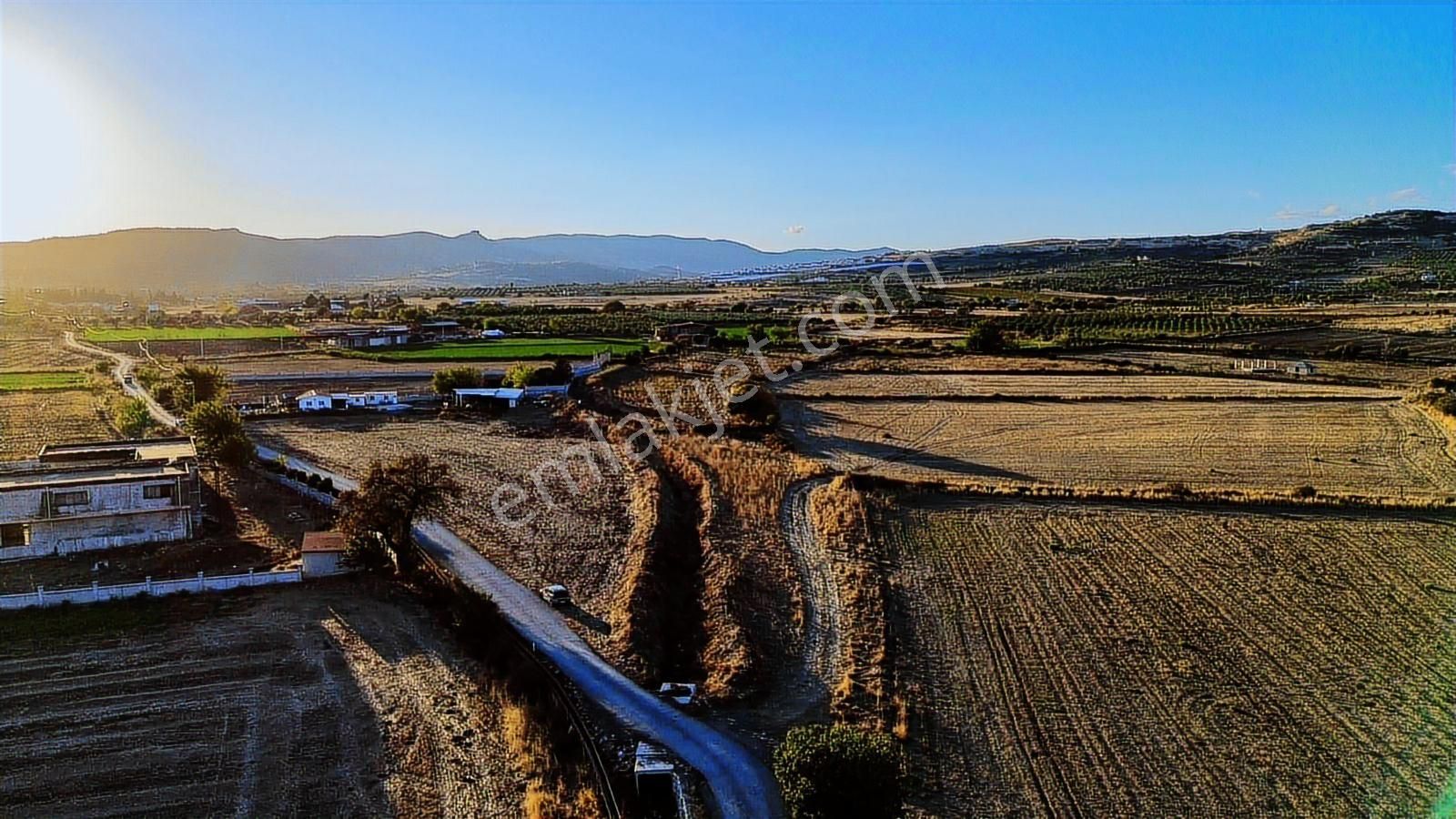 Foça Bağarası Hacıveli Mah. Satılık Tek Tapulu Tarla - Görsel 18