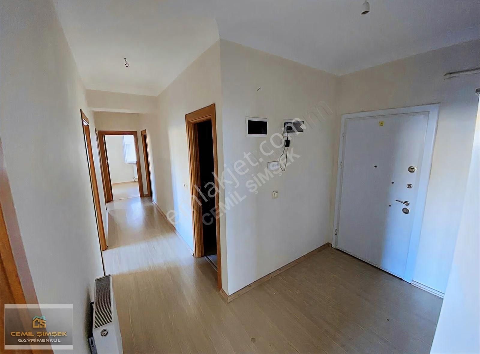 Cemil Şimşek'ten Erenler Mah Merkezi Konumda, 3+1, 115m² Net - Görsel 17