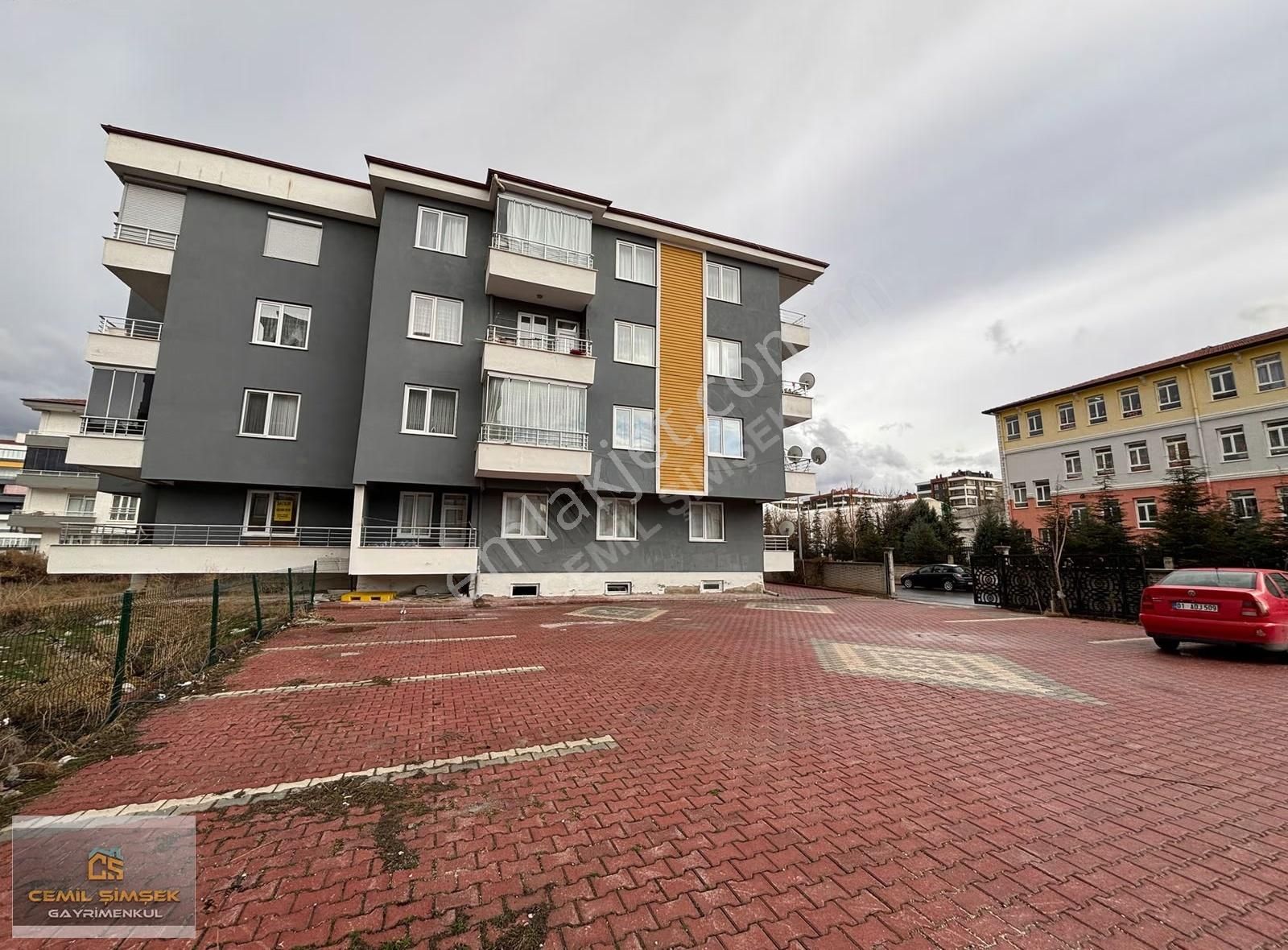 Cemil Şimşek'ten Erenler Mah Merkezi Konumda, 3+1, 115m² Net - Görsel 10