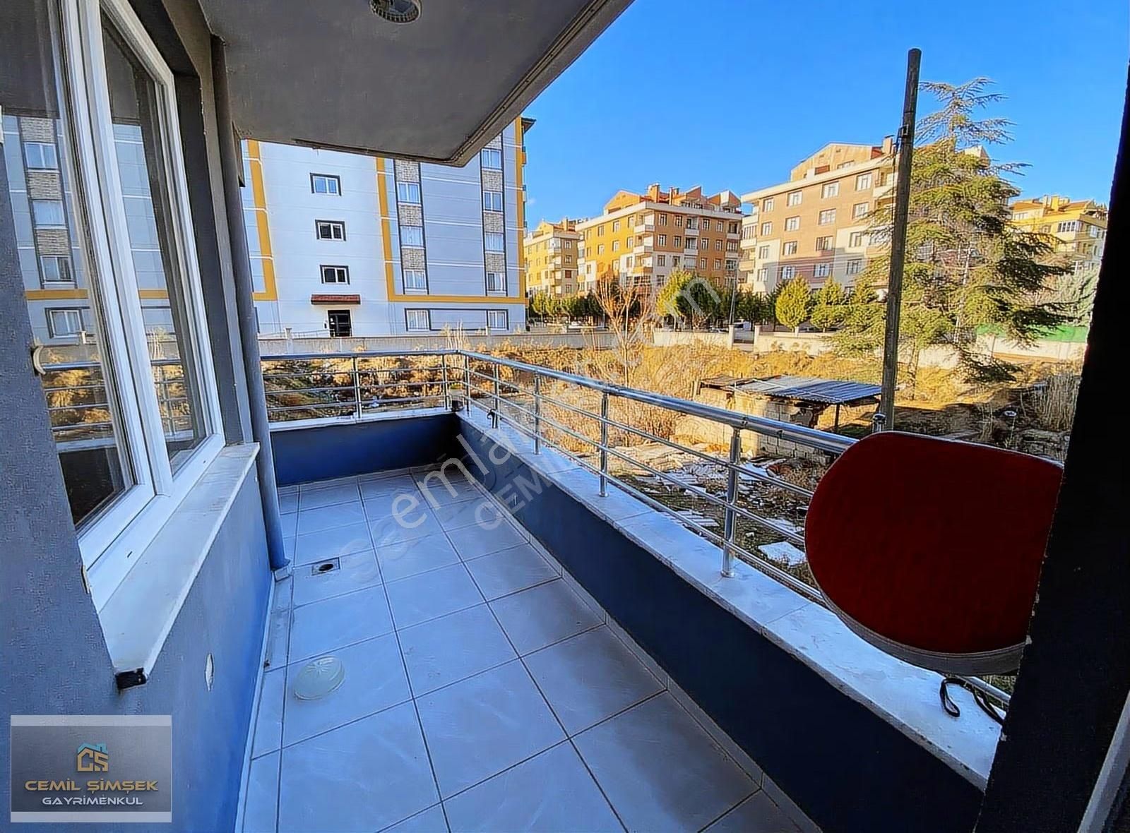 Cemil Şimşek'ten Erenler Mah Merkezi Konumda, 3+1, 115m² Net - Görsel 31