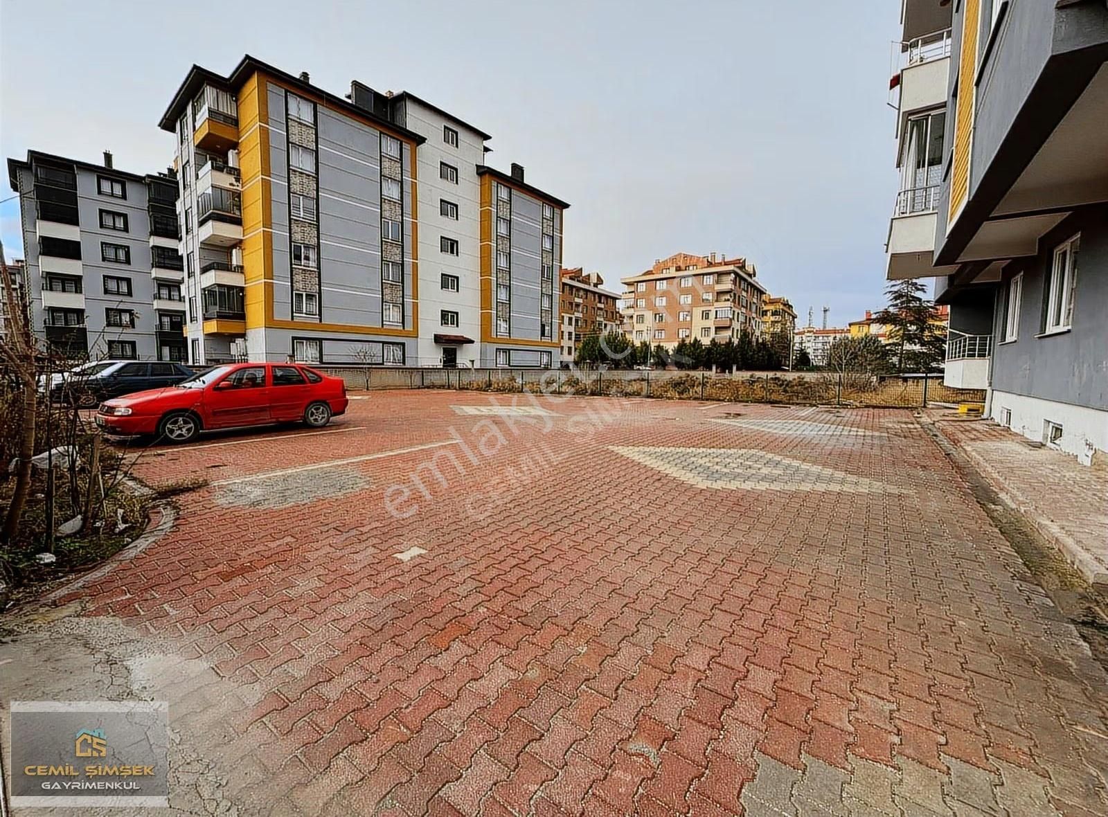 Cemil Şimşek'ten Erenler Mah Merkezi Konumda, 3+1, 115m² Net - Görsel 6