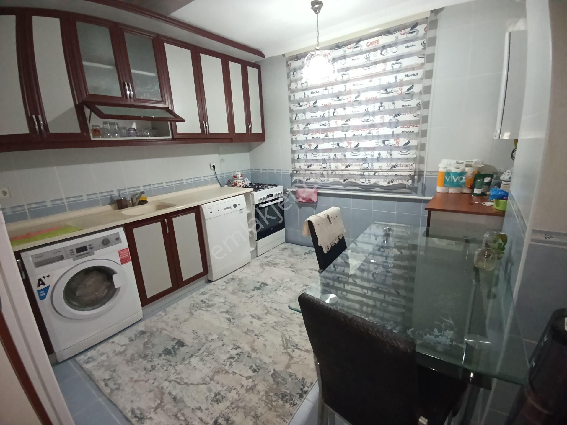 Pendik Güzelyalıda Satılık Merkezi Manzaralı Yol Üstü Kredili 3+1 135m2 Fırsat Daire - Görsel 25