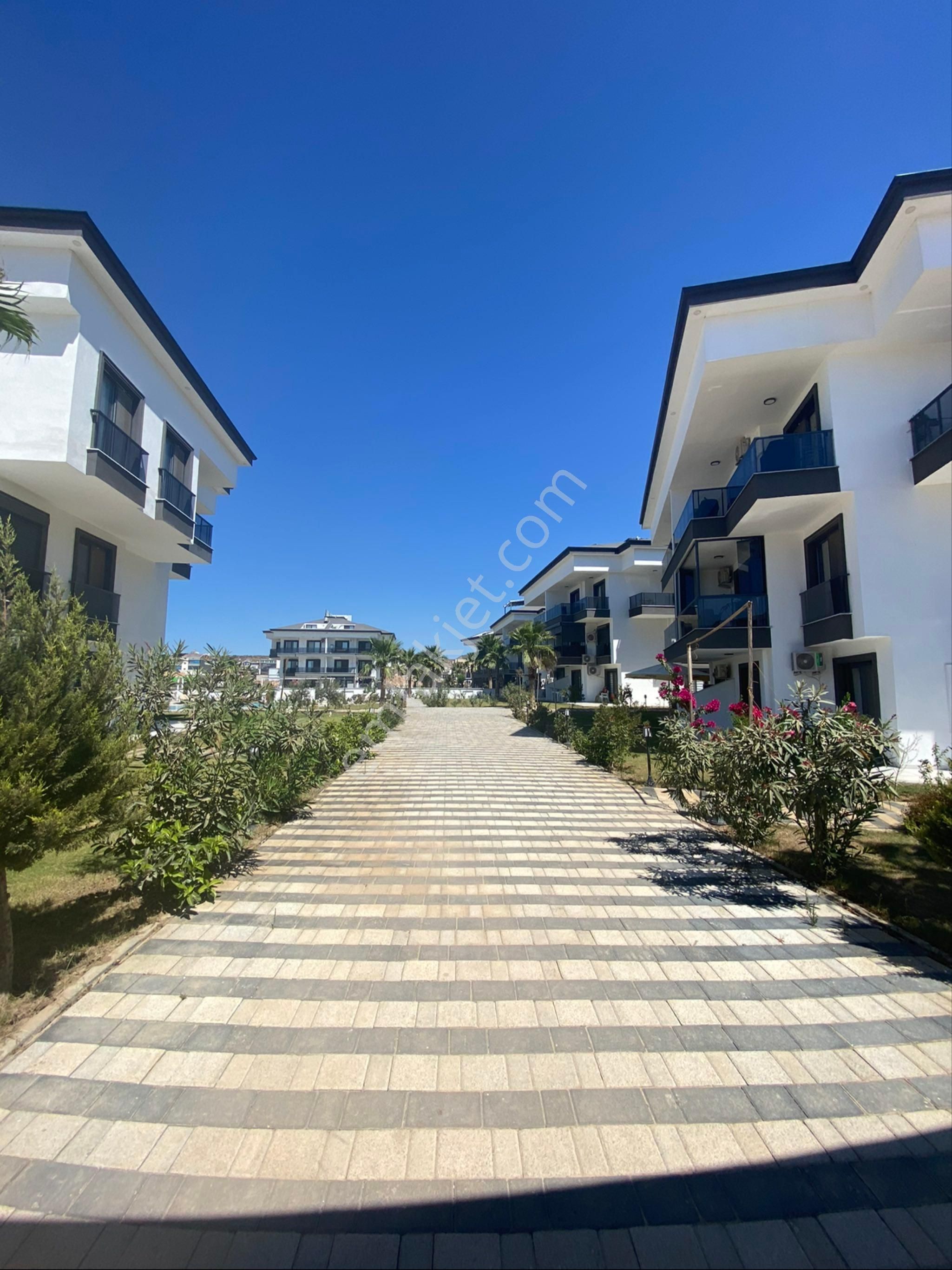 Havuzlu ,geniş Teraslı 3+1 Satılık Dubleks Daire - Görsel 8