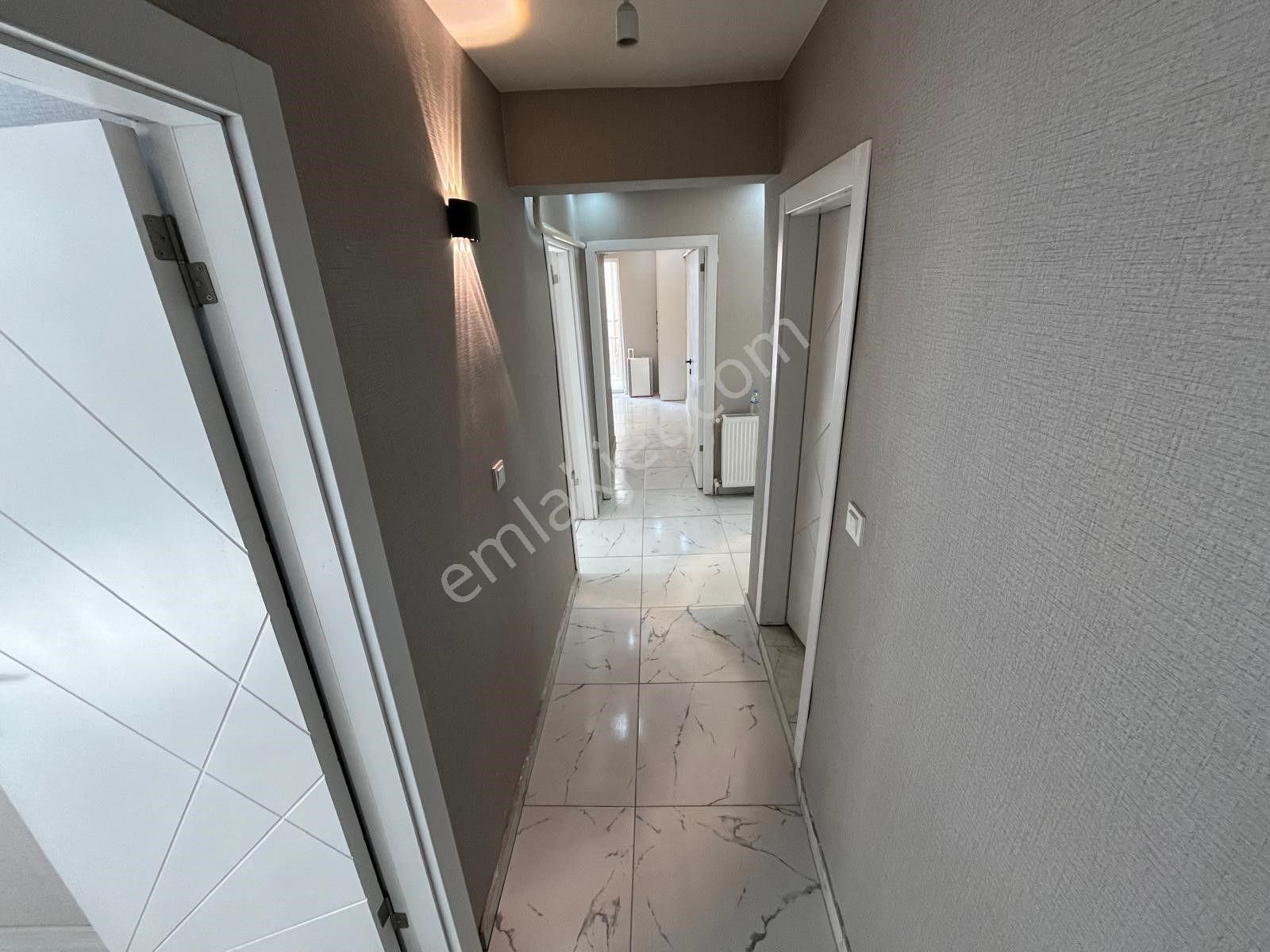 Plevne Mah Şık Tasarım Modern Yapı Geniş M2 Ara Kat 3+1 Daire - Görsel 27