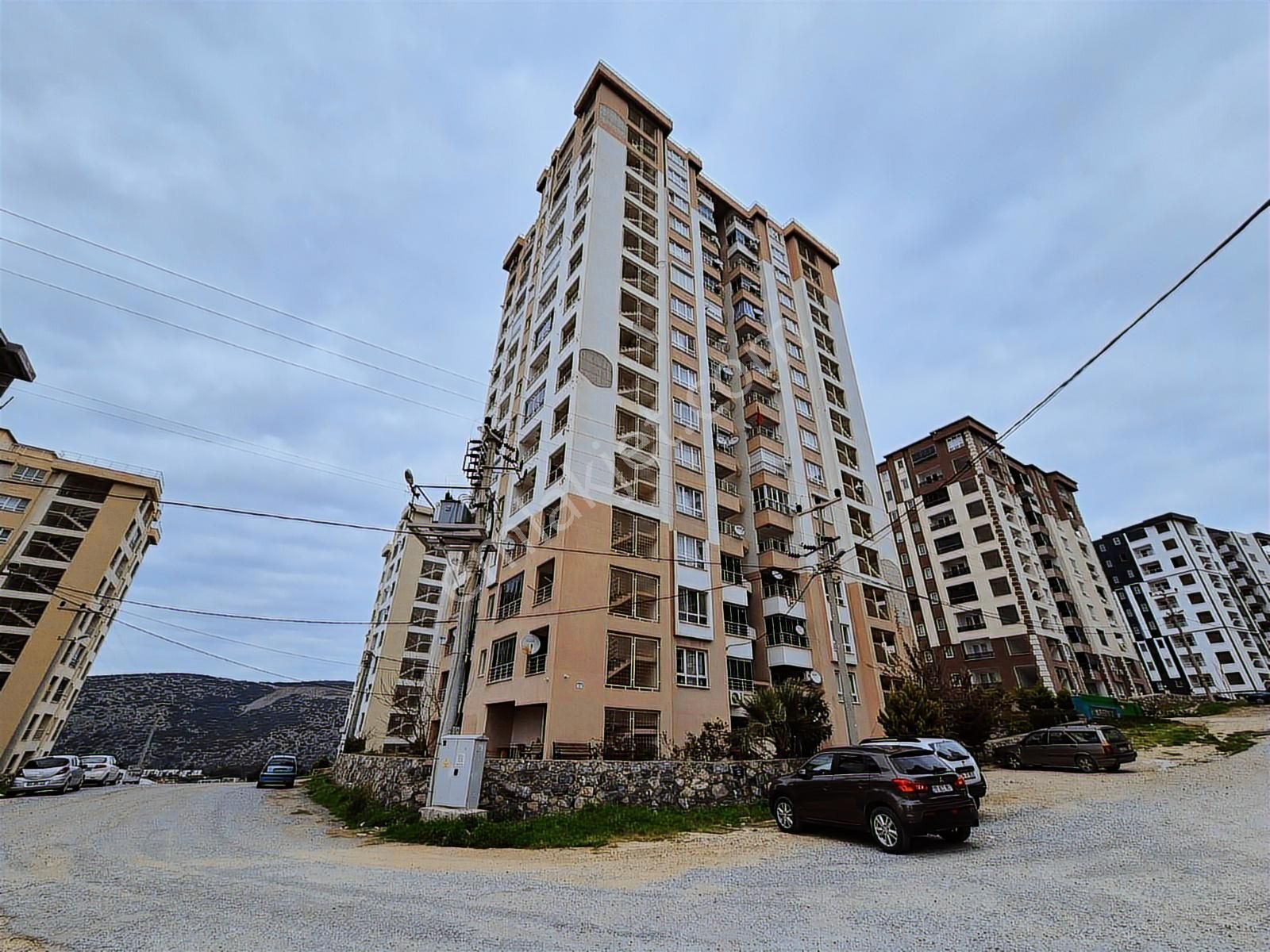 Kuşadası Değirmendere Basın Sitesi'nde Masrafsız Kiralık Daire