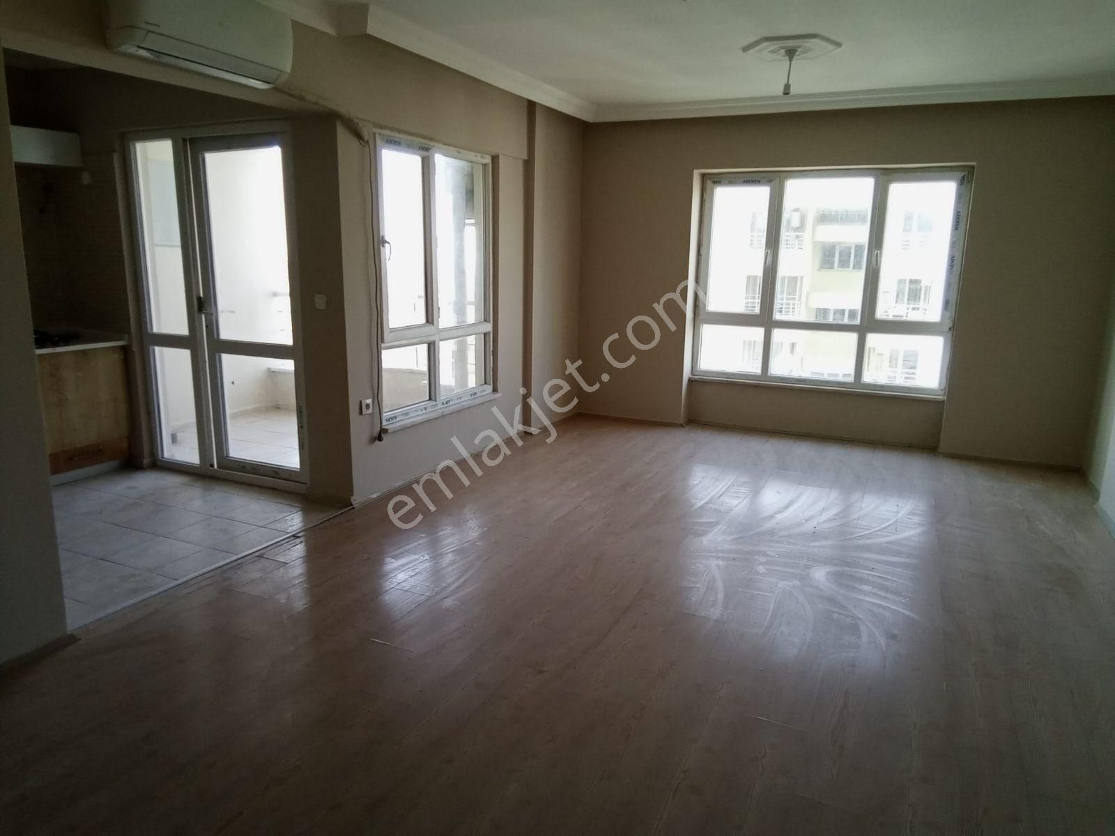 Kuşadası Değirmendere Basın Sitesi'nde Masrafsız Kiralık Daire - Görsel 4