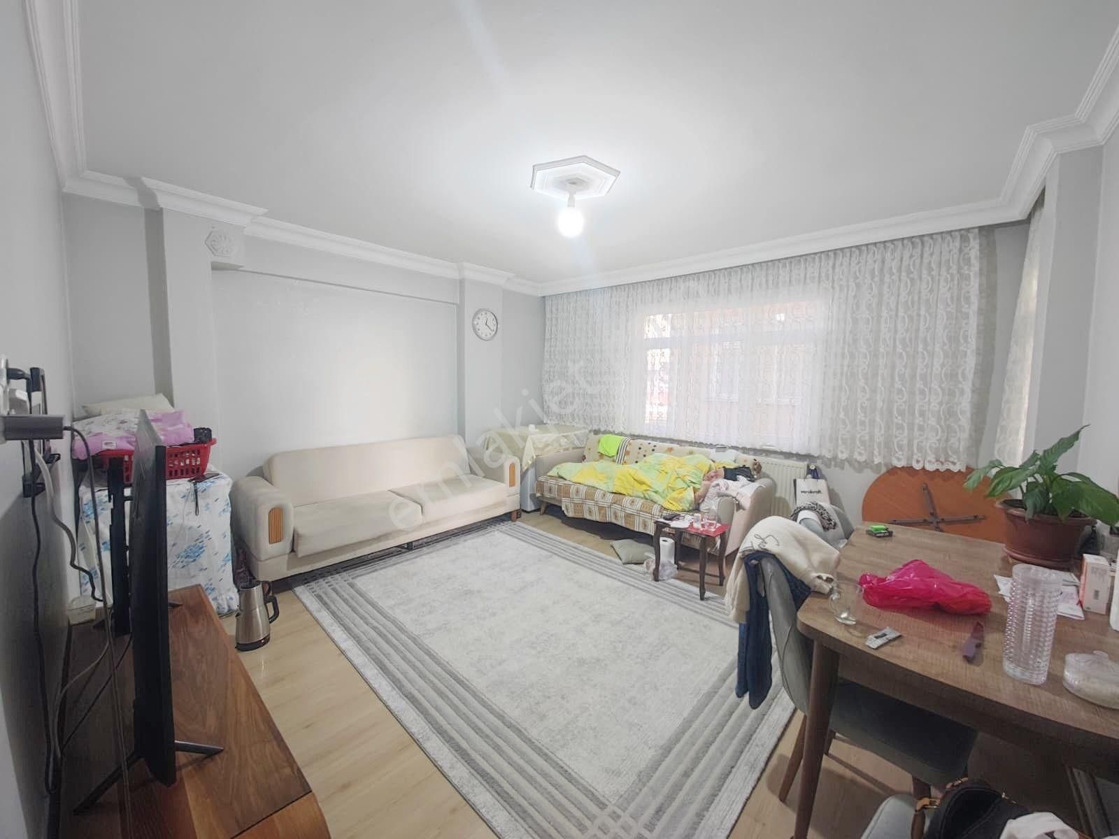 Salih Emlak 'tan Metro, E5 Yakını Kredili 2+1 Balkonlu Daire