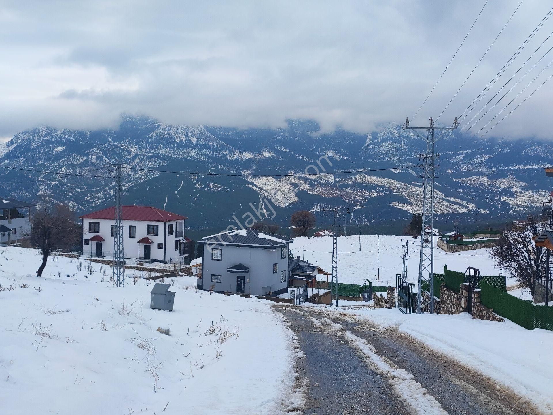 Pozantı Kar Emlak Tan Yeni Konacık Bozkırlı Mevkiinde Yaylalık 400 M2 Satılık Arsa - Görsel 12