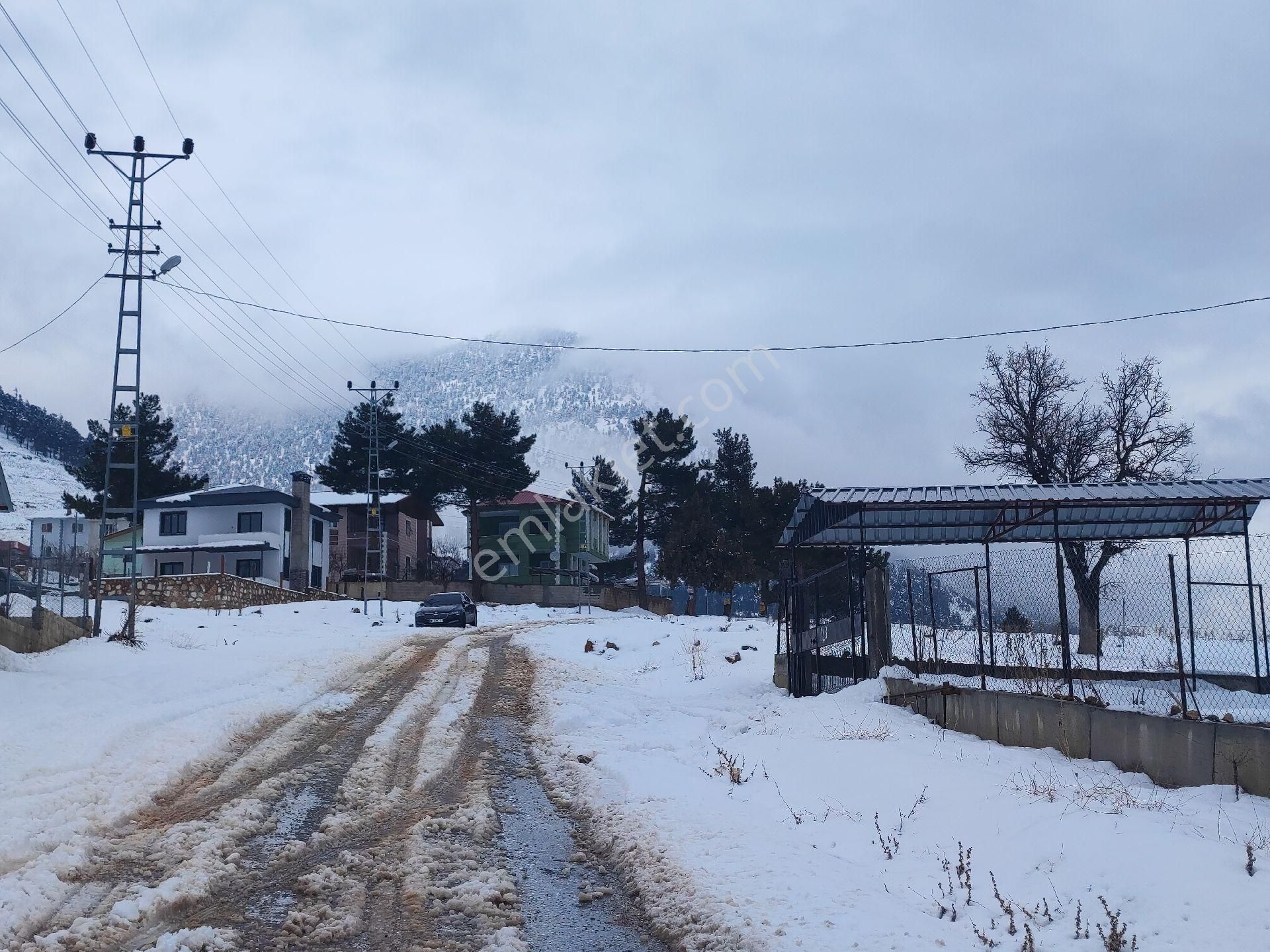 Pozantı Kar Emlak Tan Yeni Konacık Bozkırlı Mevkiinde Yaylalık 400 M2 Satılık Arsa - Görsel 9