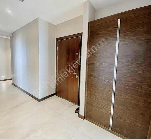 Bölgenin En Prestijli Sitesi Gültekin Pera'da A Plus 3+1 Kiralık - Görsel 2