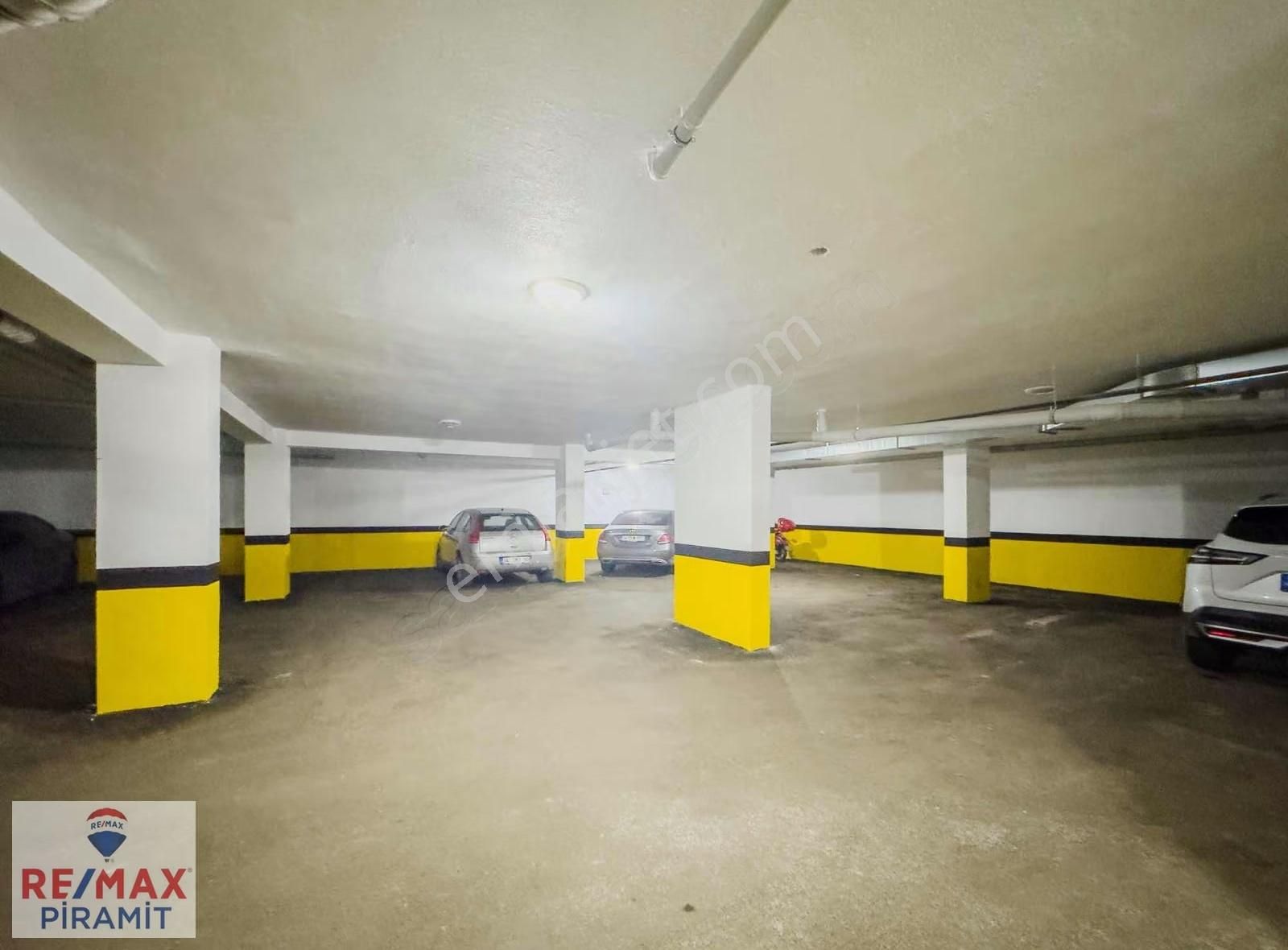 Acıbademin En Değerli Sokağında Fırsat Satılık 3+1 - Görsel 15