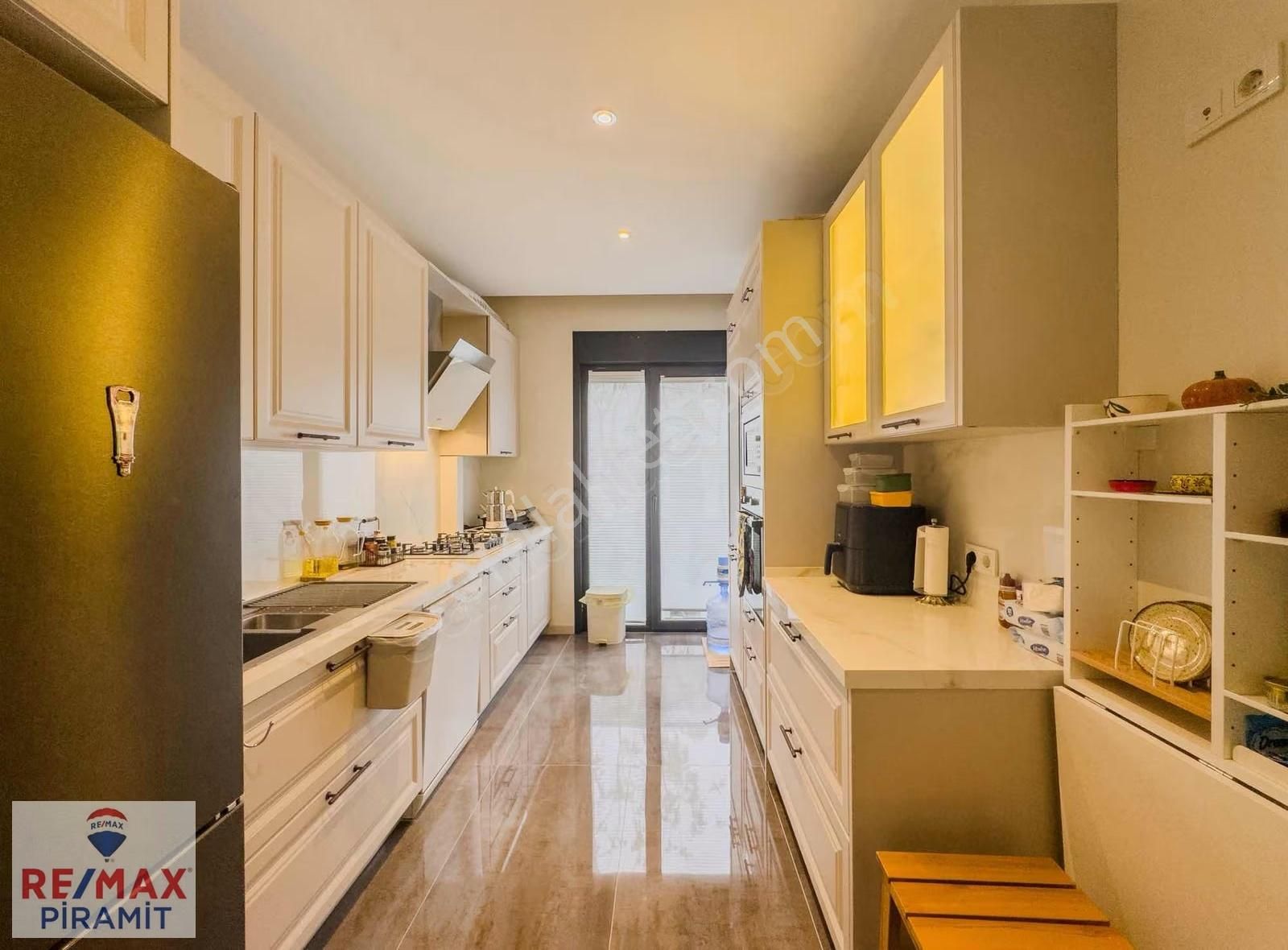 Acıbademin En Değerli Sokağında Fırsat Satılık 3+1 - Görsel 23