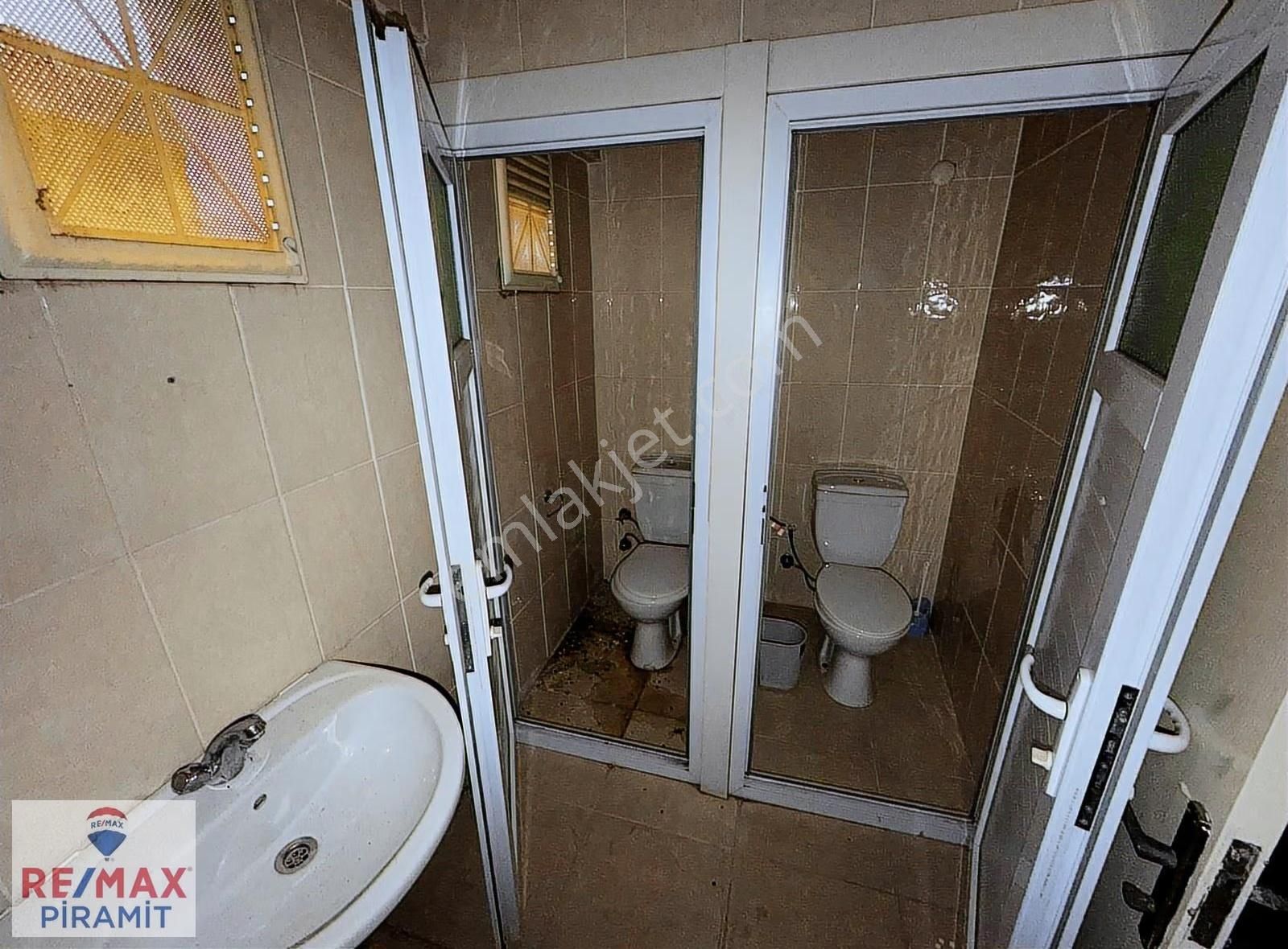 Bulgurlu Caddesinde 7 Odalı Metroya Yakın Ofis Katı - Görsel 10