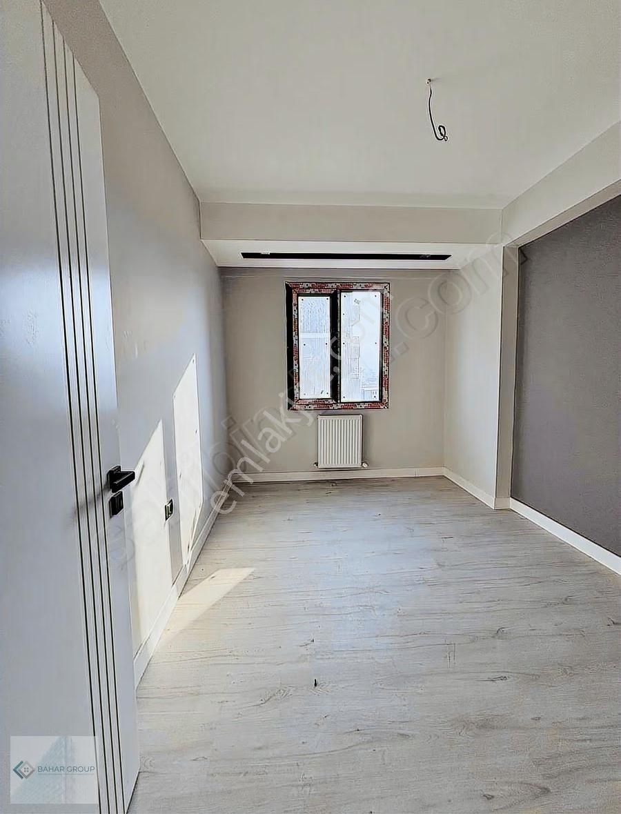 Şehirhastanesi Tramvay Durağına 5 Dakika Mesafede 4+1 - Görsel 11