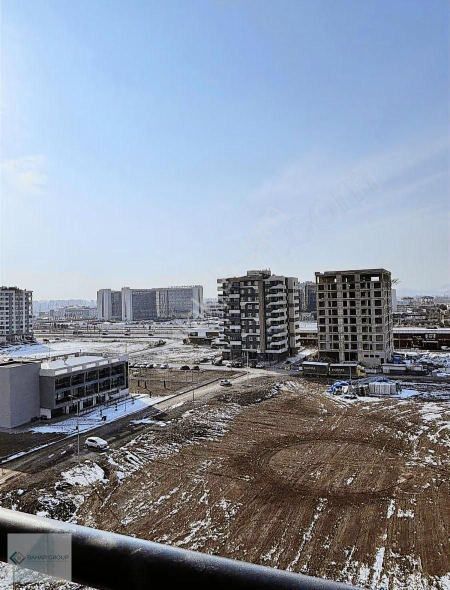 Şehirhastanesi Tramvay Durağına 5 Dakika Mesafede 4+1 - Görsel 2