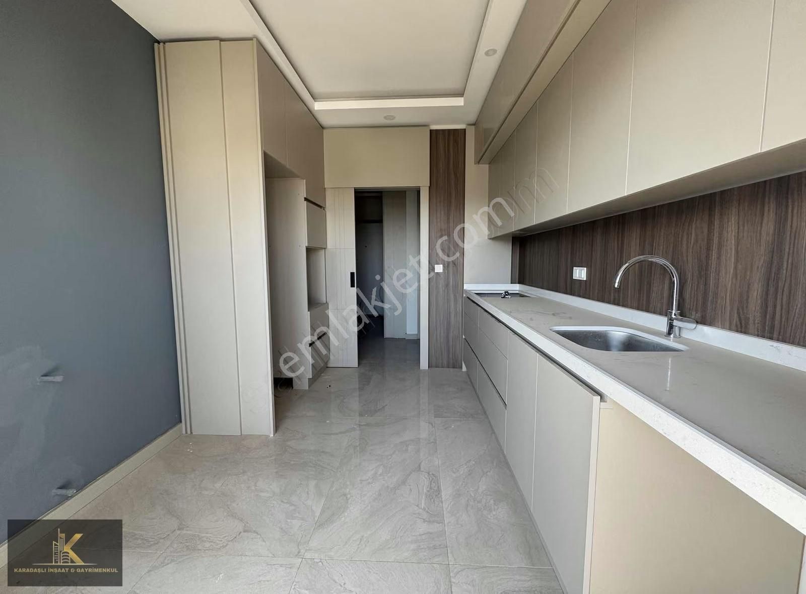 Döşemealtı Bahçeyakada Ultra Lüx 2+1 Sıfır Satılık Daire