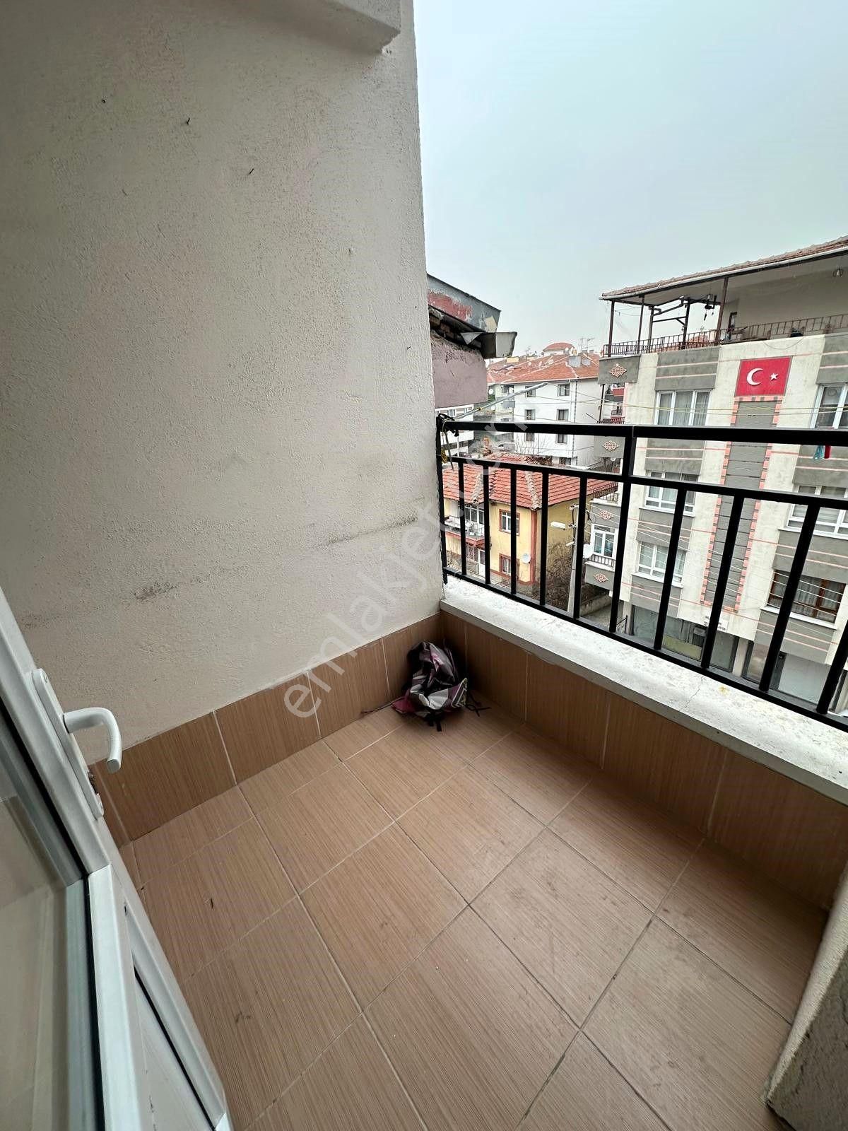 Akşemsettin Mah. Bağımsız Asansörlü Genç Satılık Daire - Görsel 9
