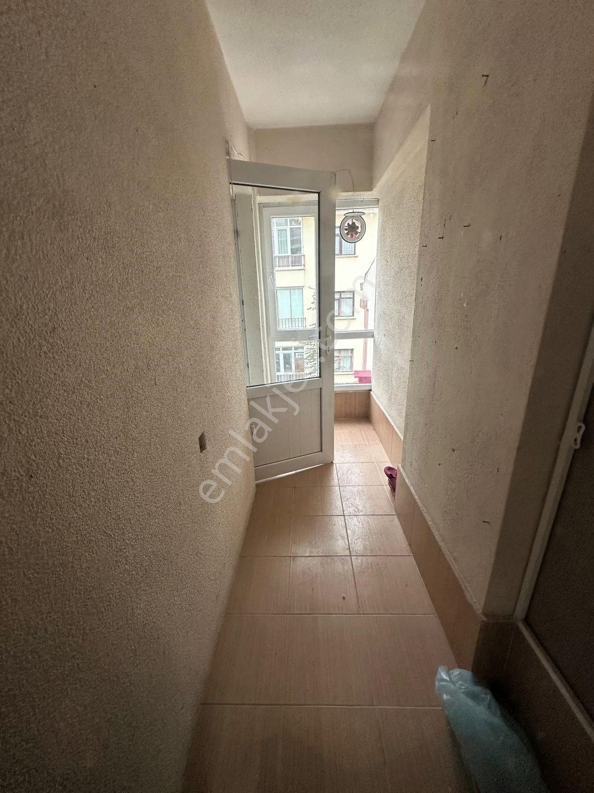 Akşemsettin Mah. Bağımsız Asansörlü Genç Satılık Daire - Görsel 5