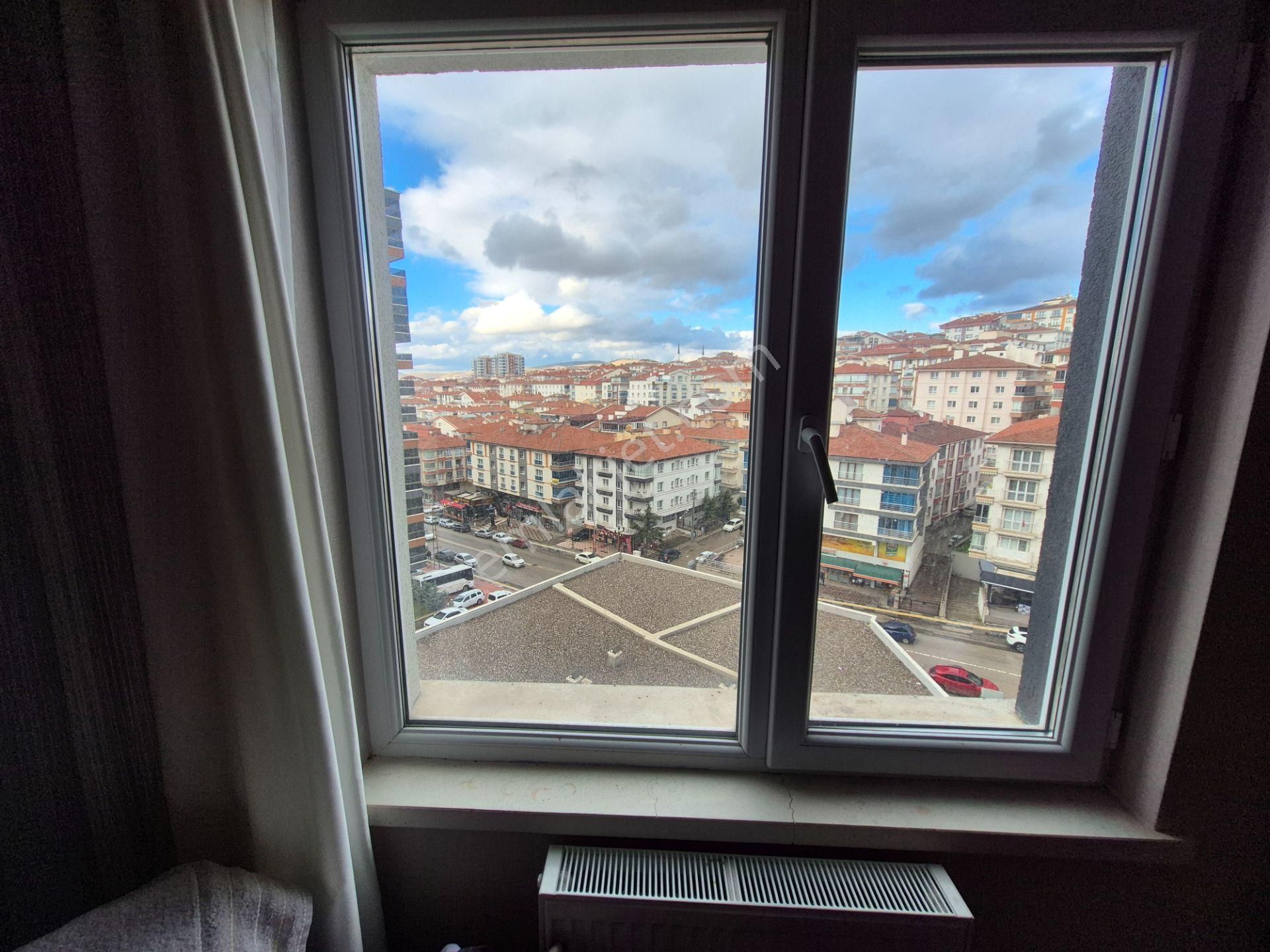 Cadde Üzerinde 150 M2 Ebeveyn Banyolu Ve Giyinme Odalı Daire - Görsel 28