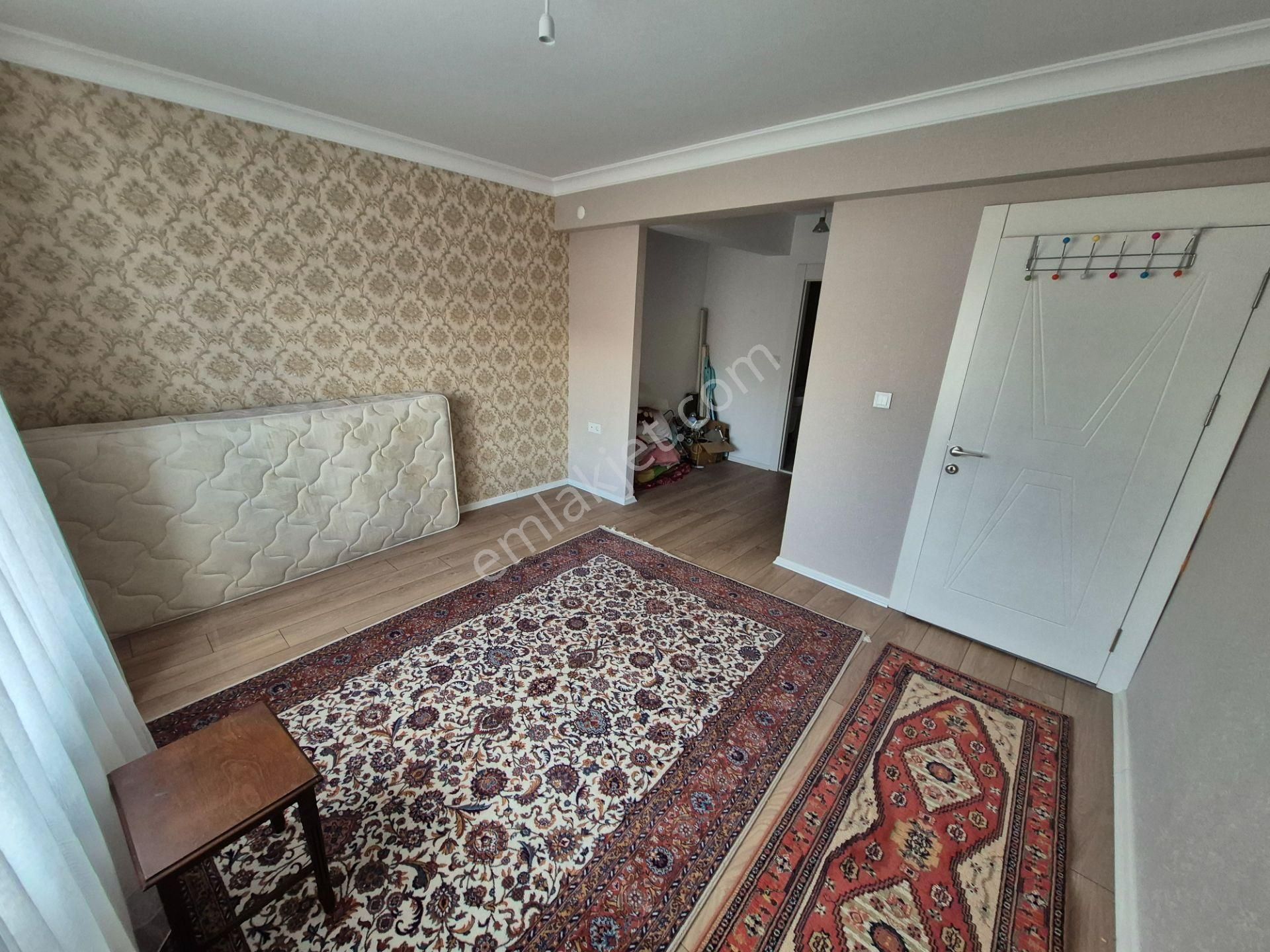 Cadde Üzerinde 150 M2 Ebeveyn Banyolu Ve Giyinme Odalı Daire - Görsel 20