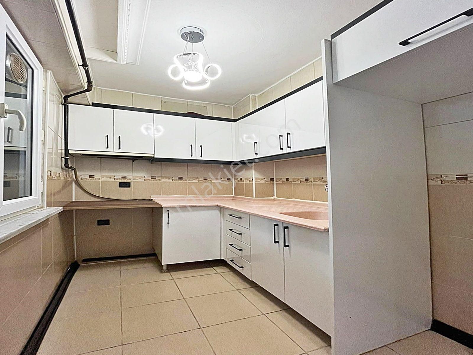 Esenyurt Kıraç Şehitler Mahallesinde Acil Satılık 2+1 Arakat Daire !!! - Görsel 7