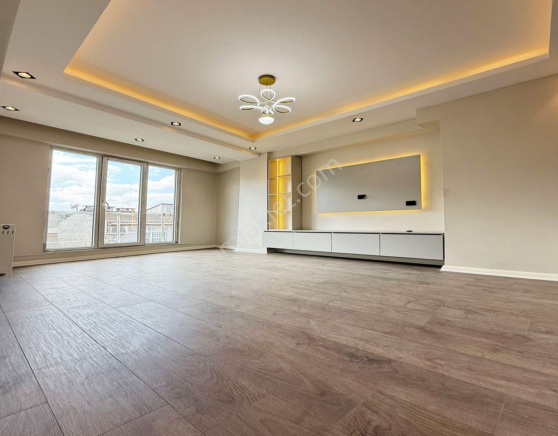 Esenyurt Meydana 1 Adım Mesafede 2+1 Ultra Lüks Daire !!! - Görsel 8