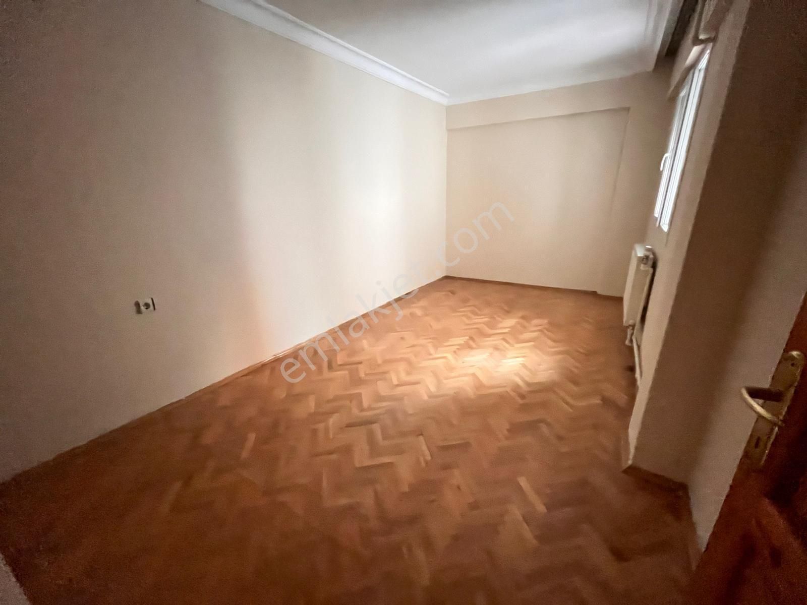 İnönü Cad. Ve Metro Durakları Yakını 3+1 Arakat Çift Cephe Doğalgazlı Çift Balkon - Görsel 30