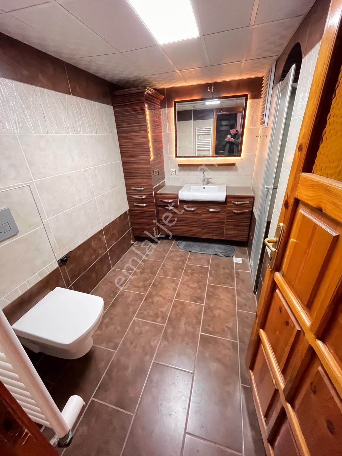 İnönü Cad. Ve Metro Durakları Yakını 3+1 Arakat Çift Cephe Doğalgazlı Çift Balkon - Görsel 23