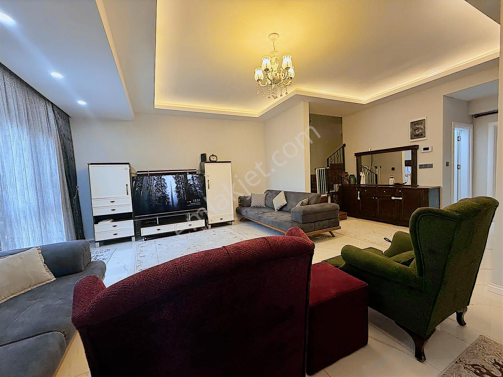 Bm Real Estate Yunuseli'nde Satılık 3 Katlı Asansörlü Villa - Görsel 11