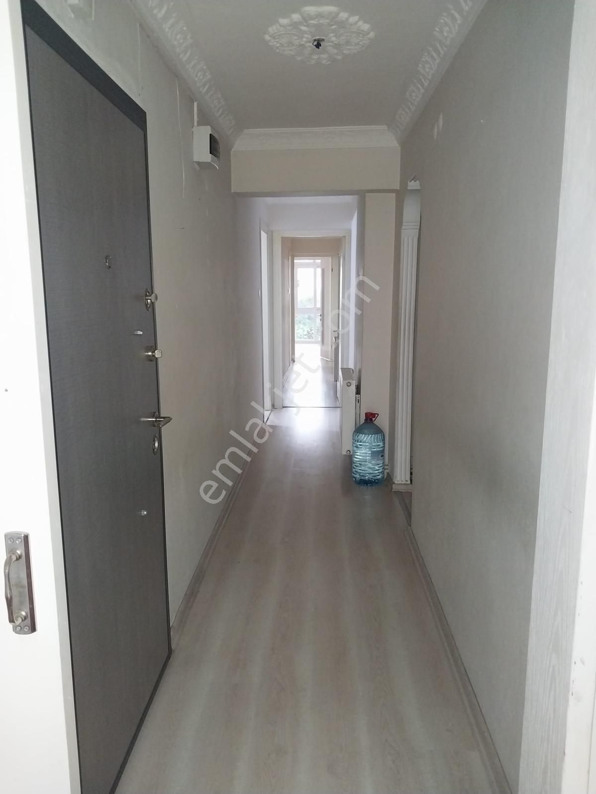 Bahçelievler'de İyi Konumda, Geniş, Ferah Satılık 3+1 - Görsel 6