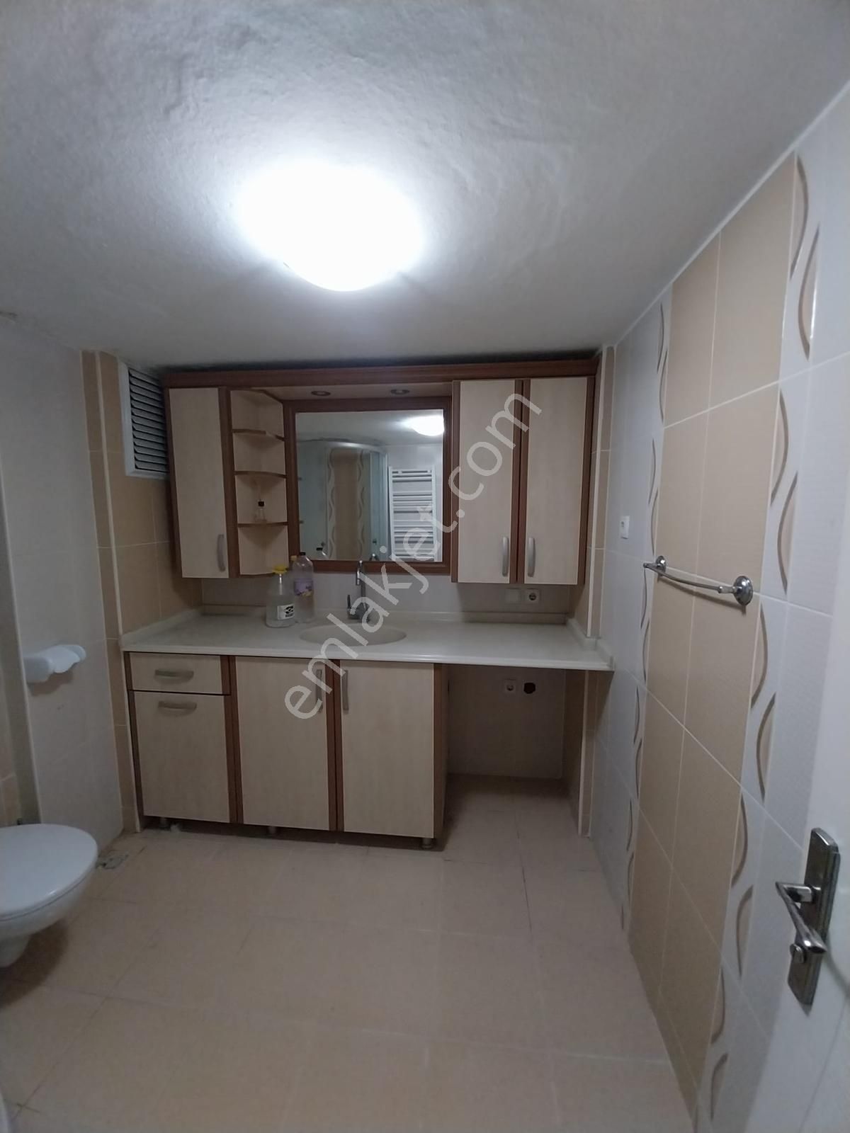 Bahçelievler'de İyi Konumda, Geniş, Ferah Satılık 3+1 - Görsel 29