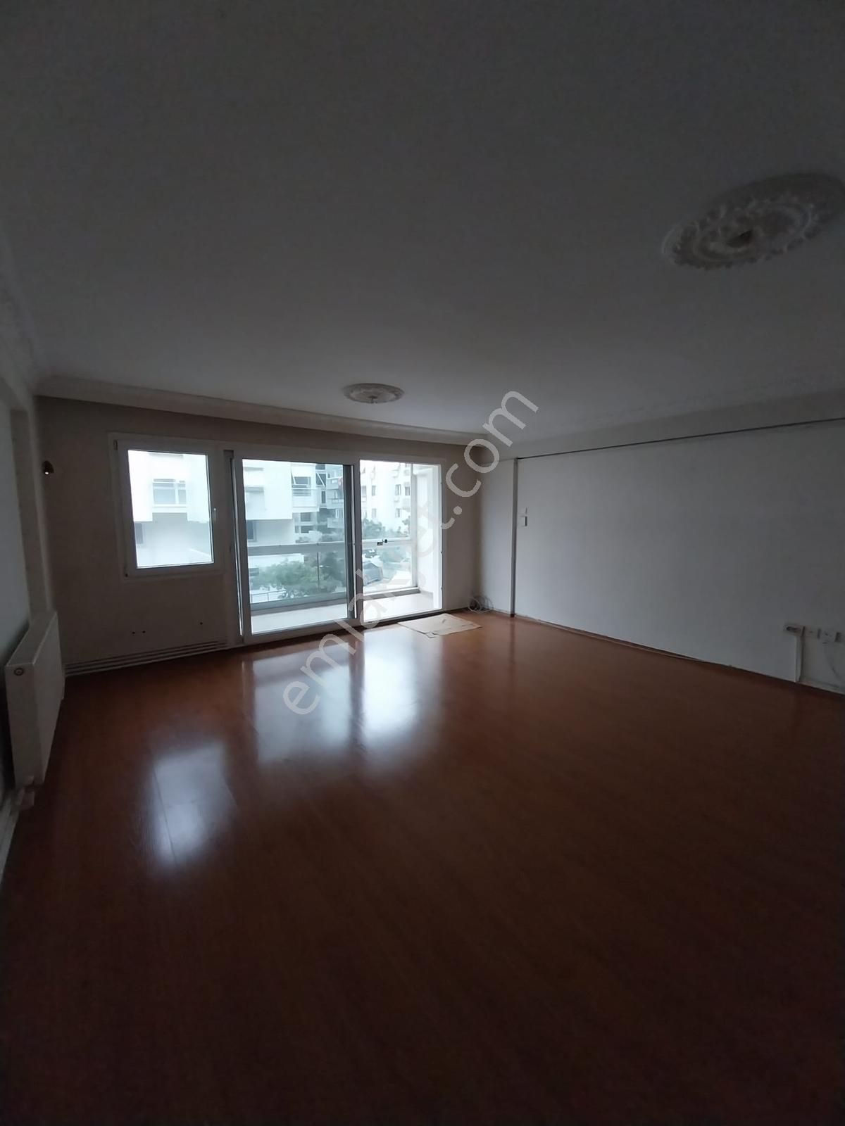 Bahçelievler'de İyi Konumda, Geniş, Ferah Satılık 3+1 - Görsel 11