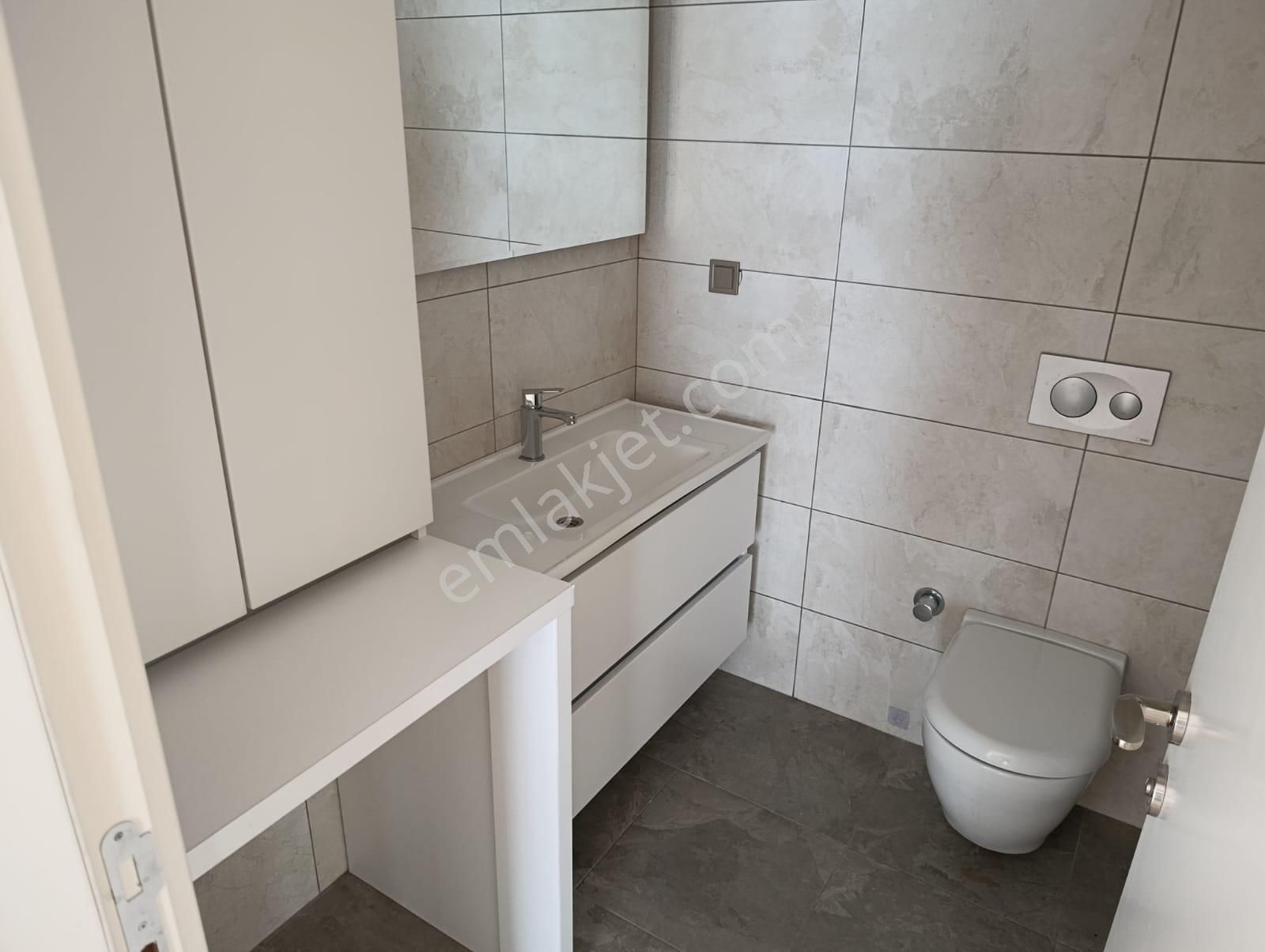 Çukurambar Farilya Cadde'de Güney/doğu,ankastreli,yeniboyalı 2+1 - Görsel 19