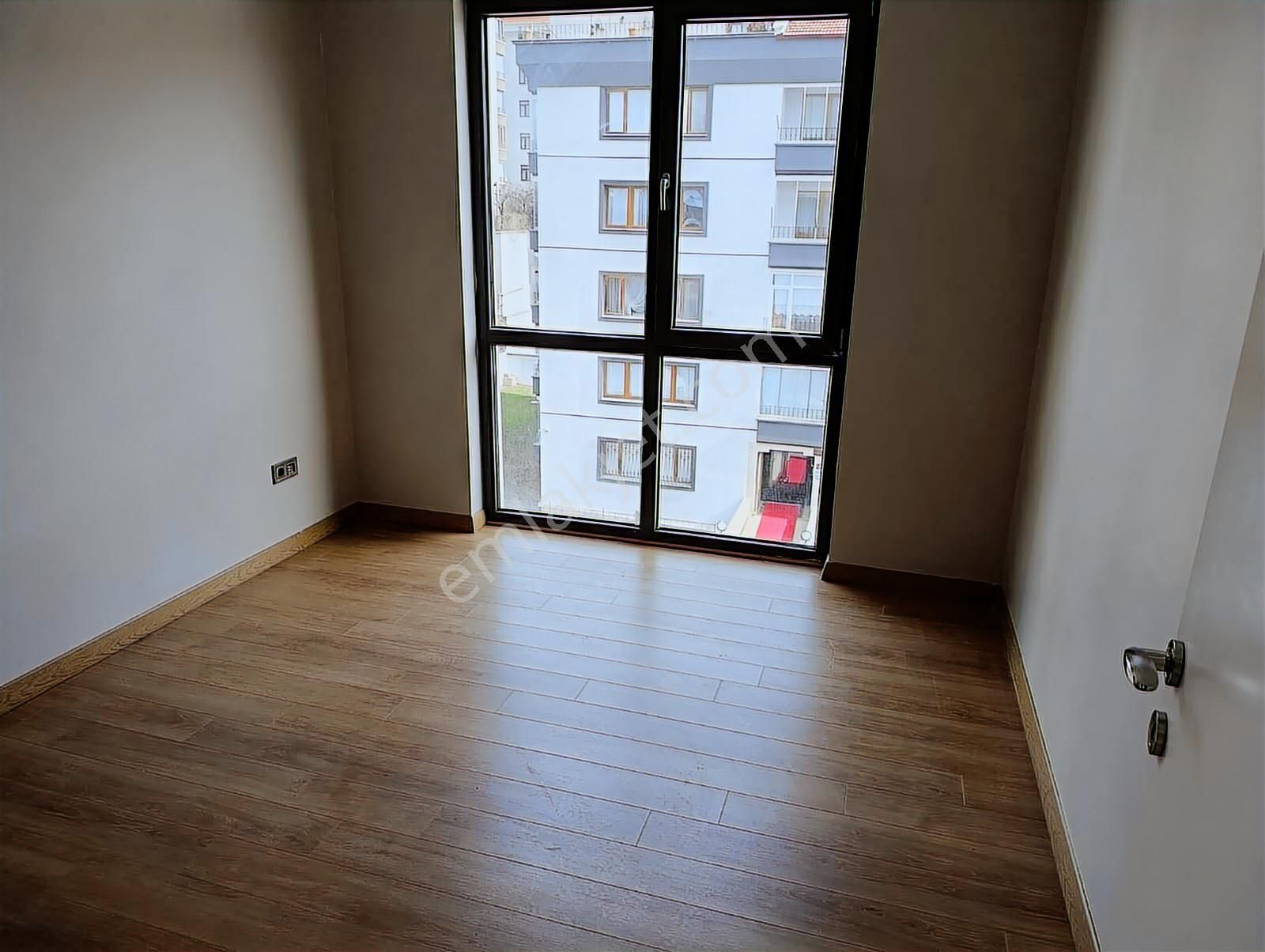 Çukurambar Farilya Cadde'de Güney/doğu,ankastreli,yeniboyalı 2+1 - Görsel 16