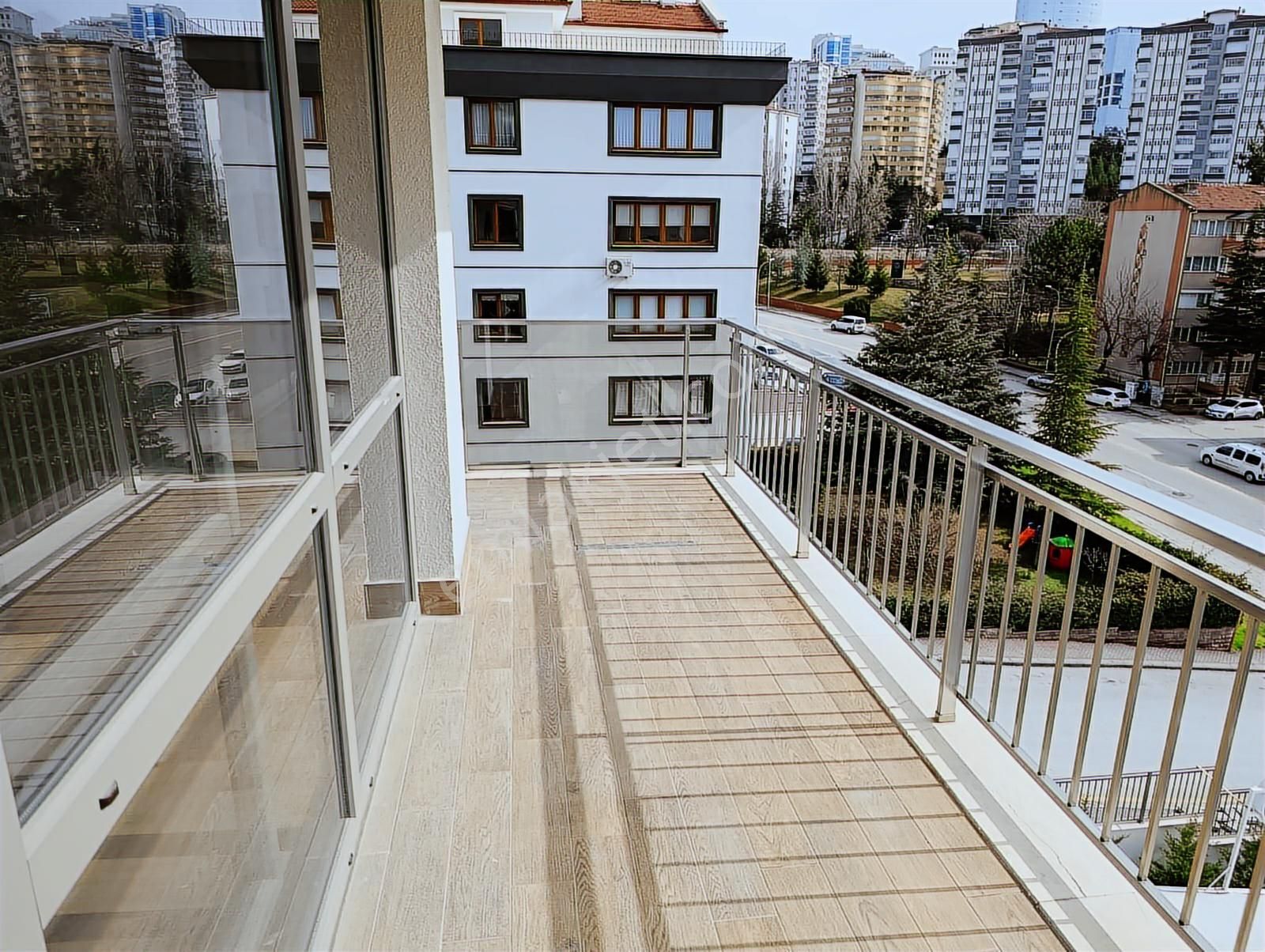 Çukurambar Farilya Cadde'de Güney/doğu,ankastreli,yeniboyalı 2+1 - Görsel 21