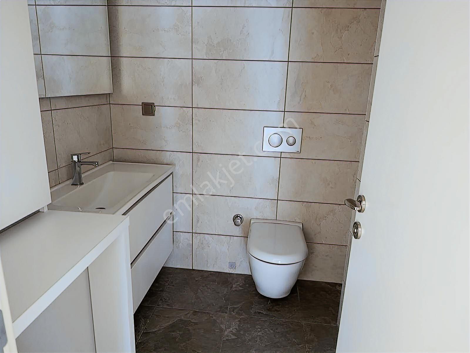 Çukurambar Farilya Cadde'de Güney/doğu,ankastreli,yeniboyalı 2+1 - Görsel 11