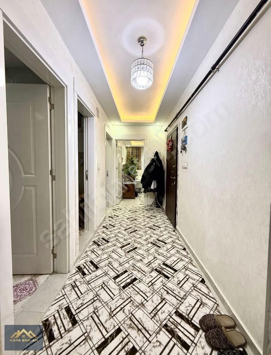 Güneşte Merkezi Konumda Ara Kat Ful Bakımlı 2+1 Kattan Bölme Dai - Görsel 3