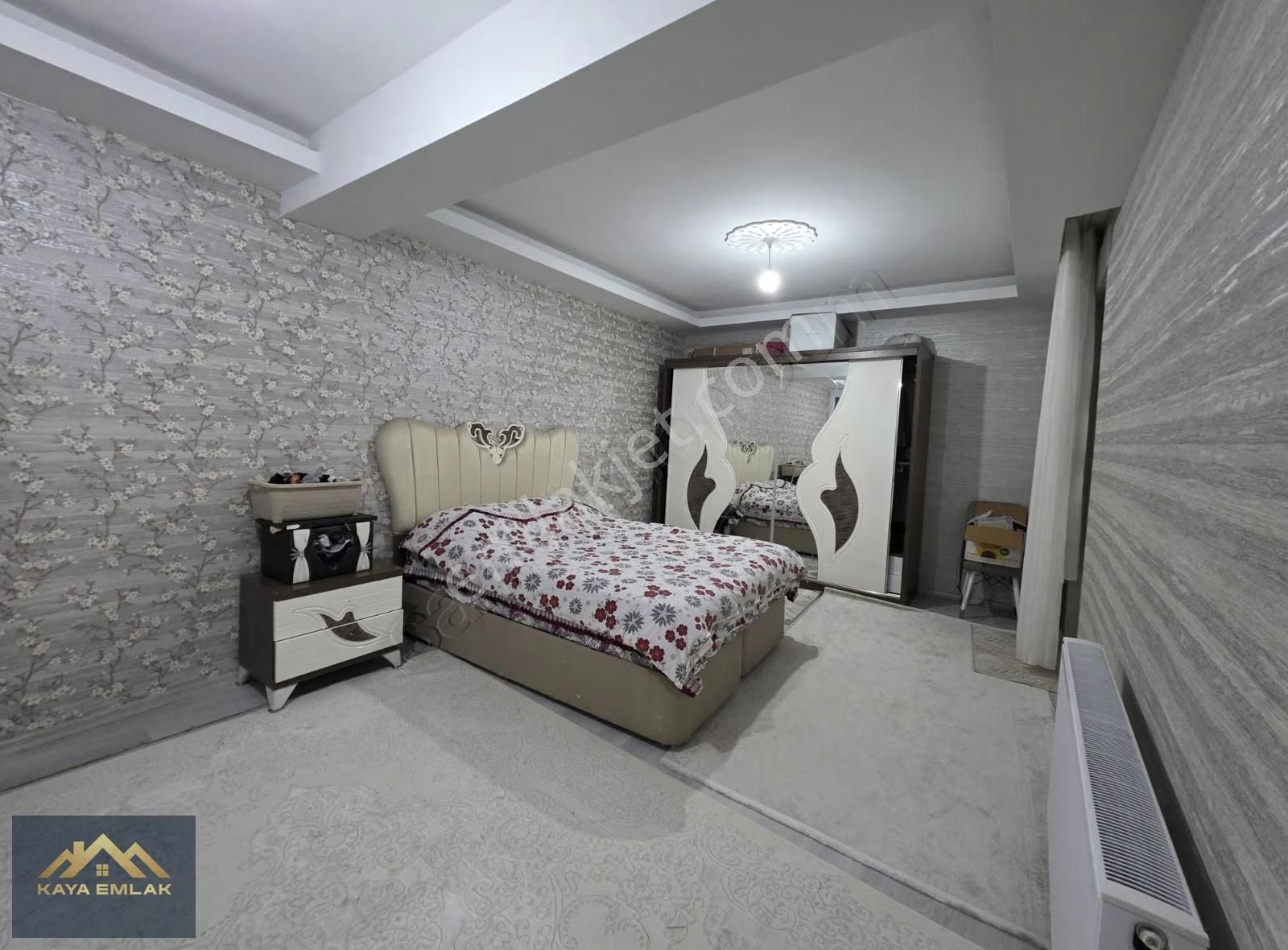 Yeşilevler Merkezi Konumda Ara Kat 4+1 Kattan Bölme Daire - Görsel 15